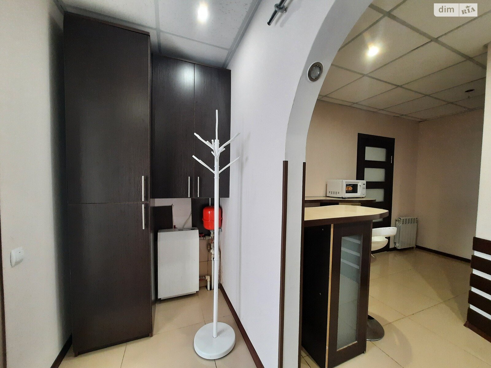 Аренда офисного помещения в Киеве, Юлии Здановской (Ломоносова) улица 83А, помещений -, этаж - 1 фото 1