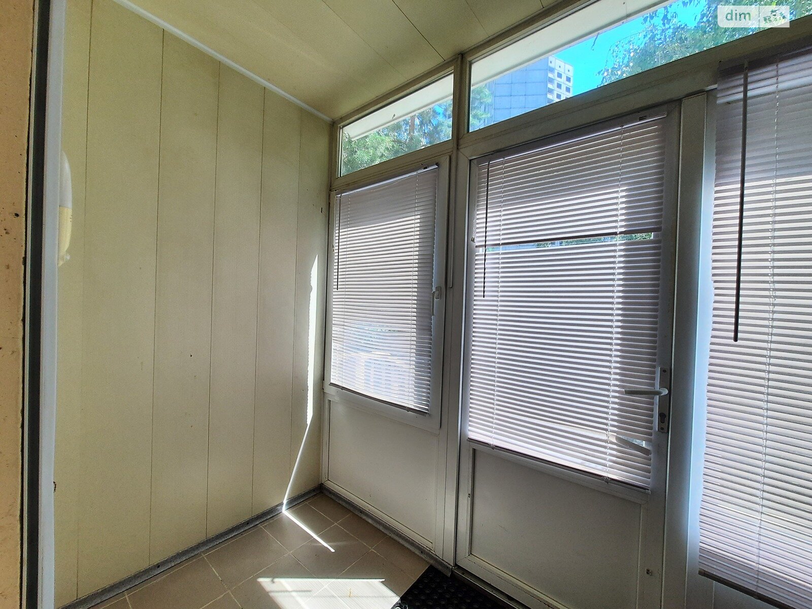 Аренда офисного помещения в Киеве, Юлии Здановской (Ломоносова) улица 83А, помещений -, этаж - 1 фото 1