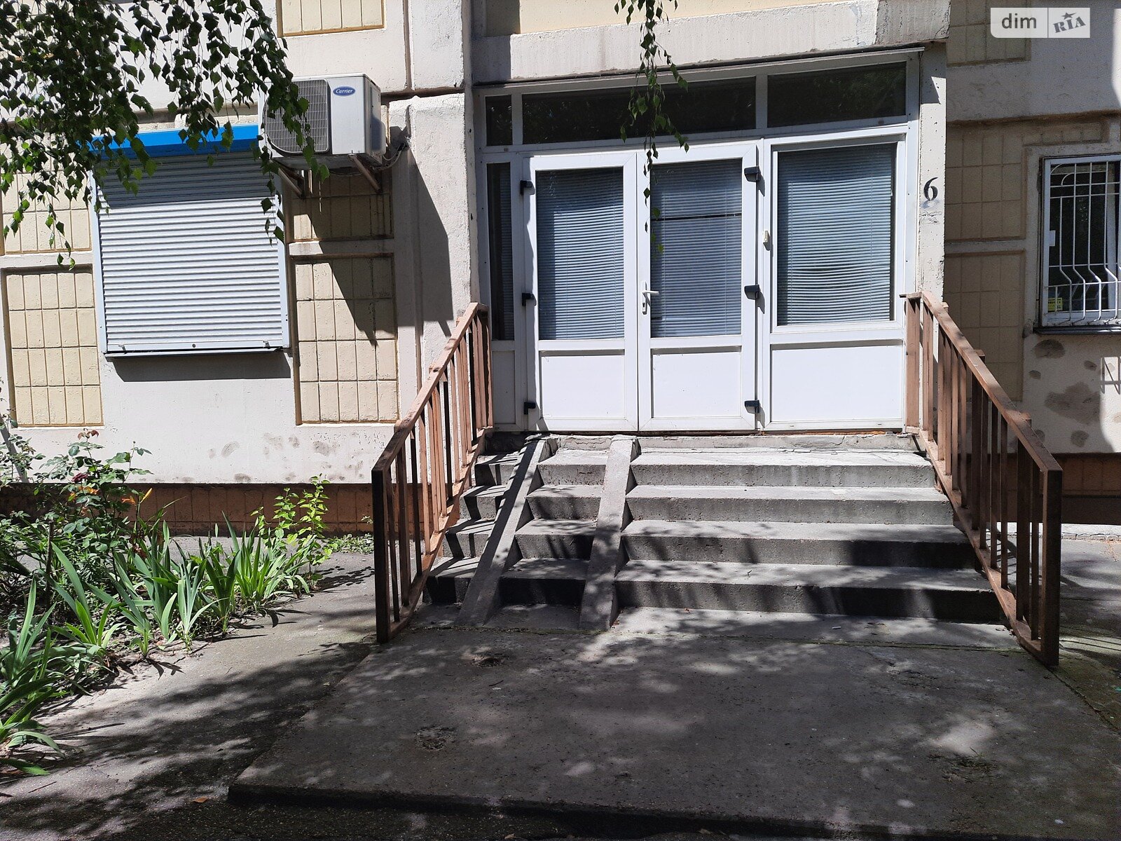 Аренда офисного помещения в Киеве, Юлии Здановской (Ломоносова) улица 83А, помещений -, этаж - 1 фото 1