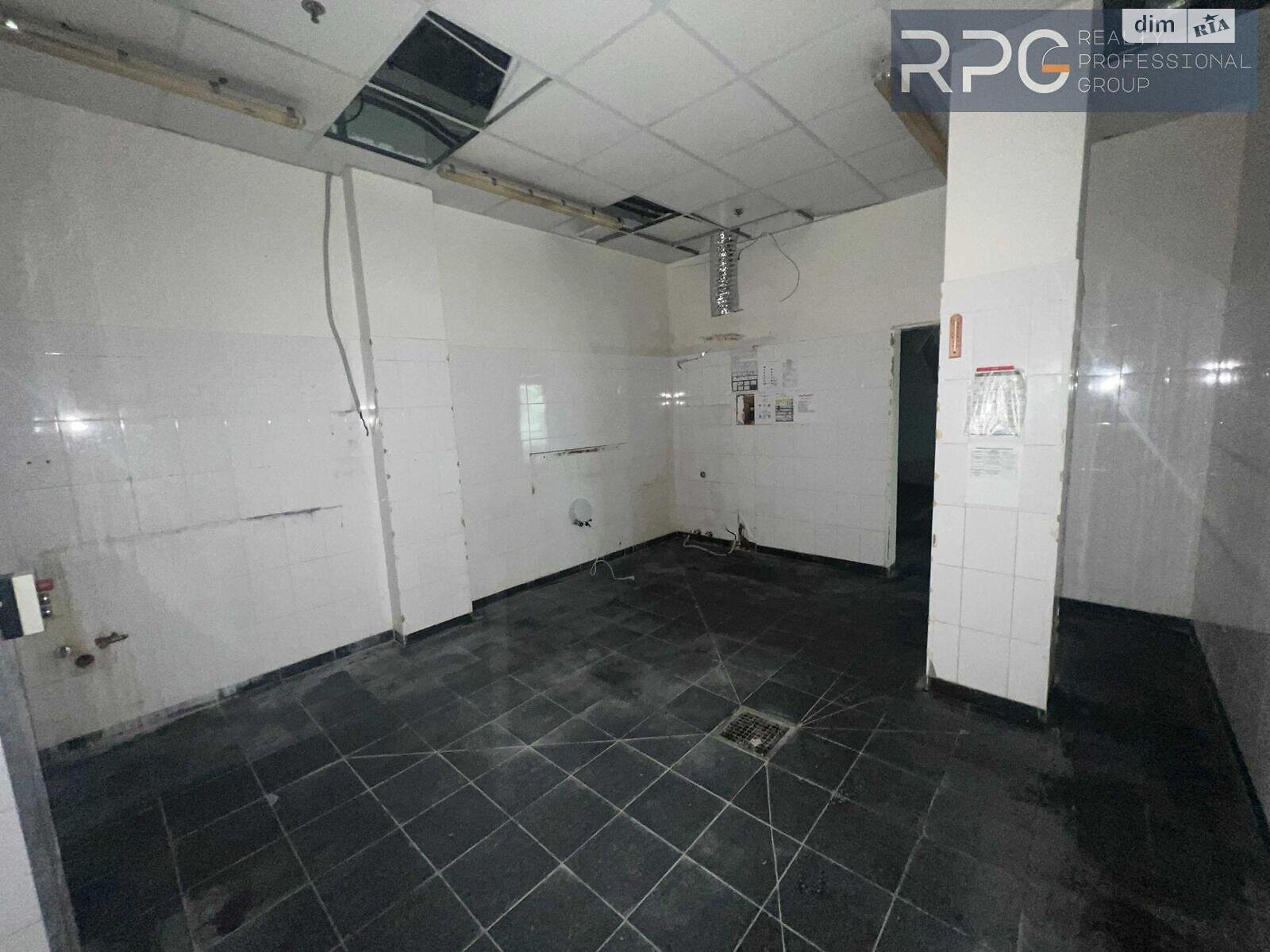 Аренда офисного помещения в Киеве, Бассейная улица 2А, помещений - 5, этаж - 1 фото 1 Аренда офисного помещения в Киеве, Бассейная улица 2А, помещений - 5, этаж - 1 фото 1