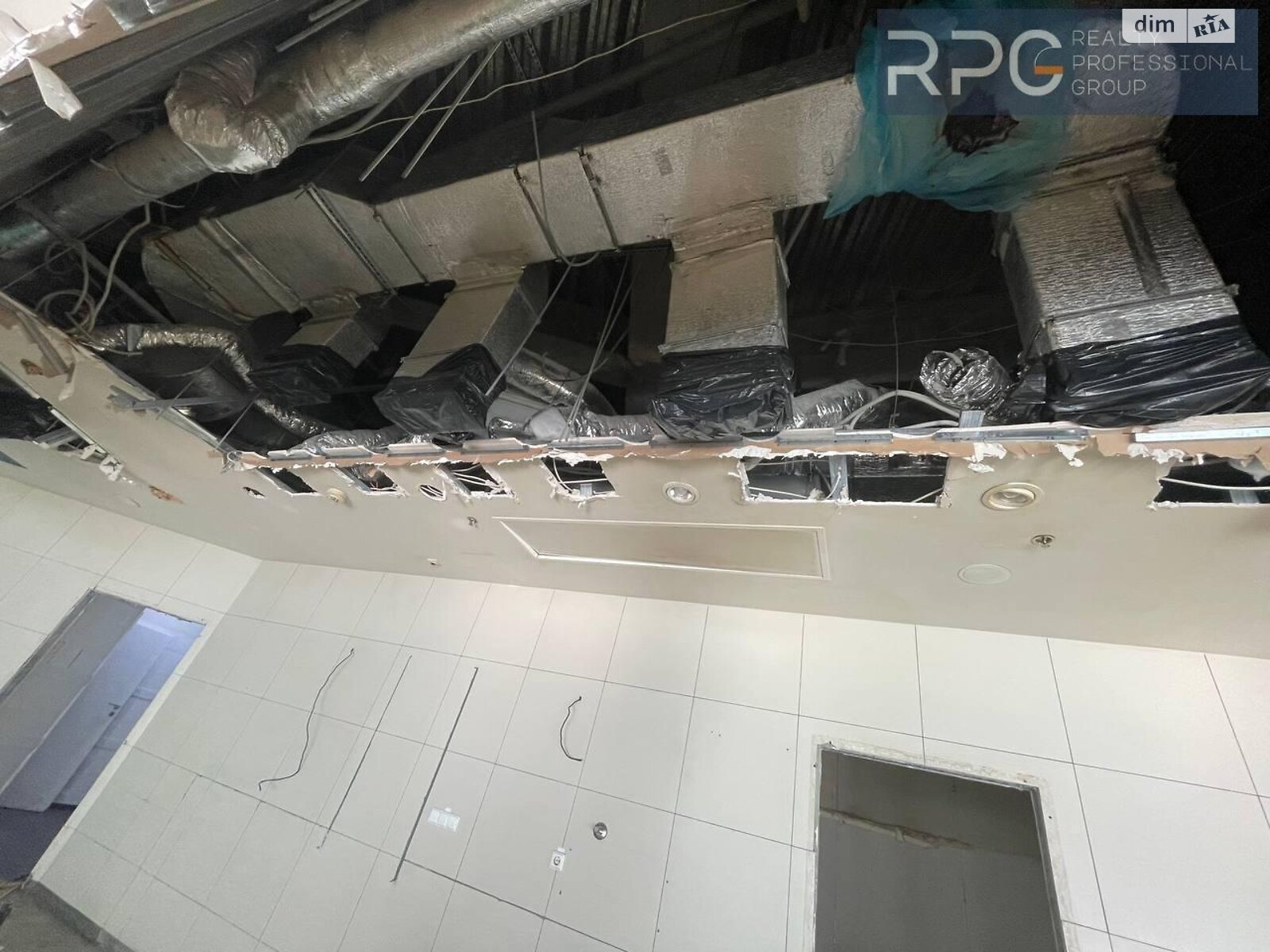 Аренда офисного помещения в Киеве, Бассейная улица 2А, помещений - 5, этаж - 1 фото 1 Аренда офисного помещения в Киеве, Бассейная улица 2А, помещений - 5, этаж - 1 фото 1