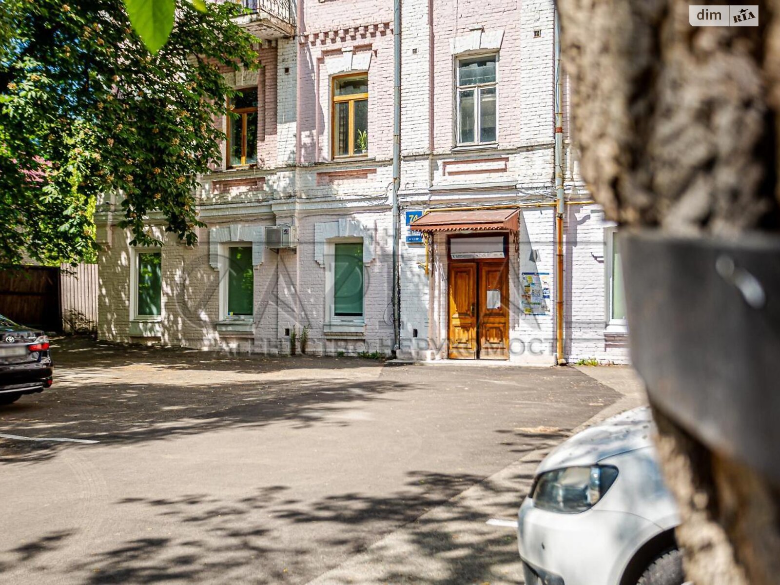 Аренда офисного помещения в Киеве, Богдана Хмельницкого улица 74, помещений - 5, этаж - 1 фото 1