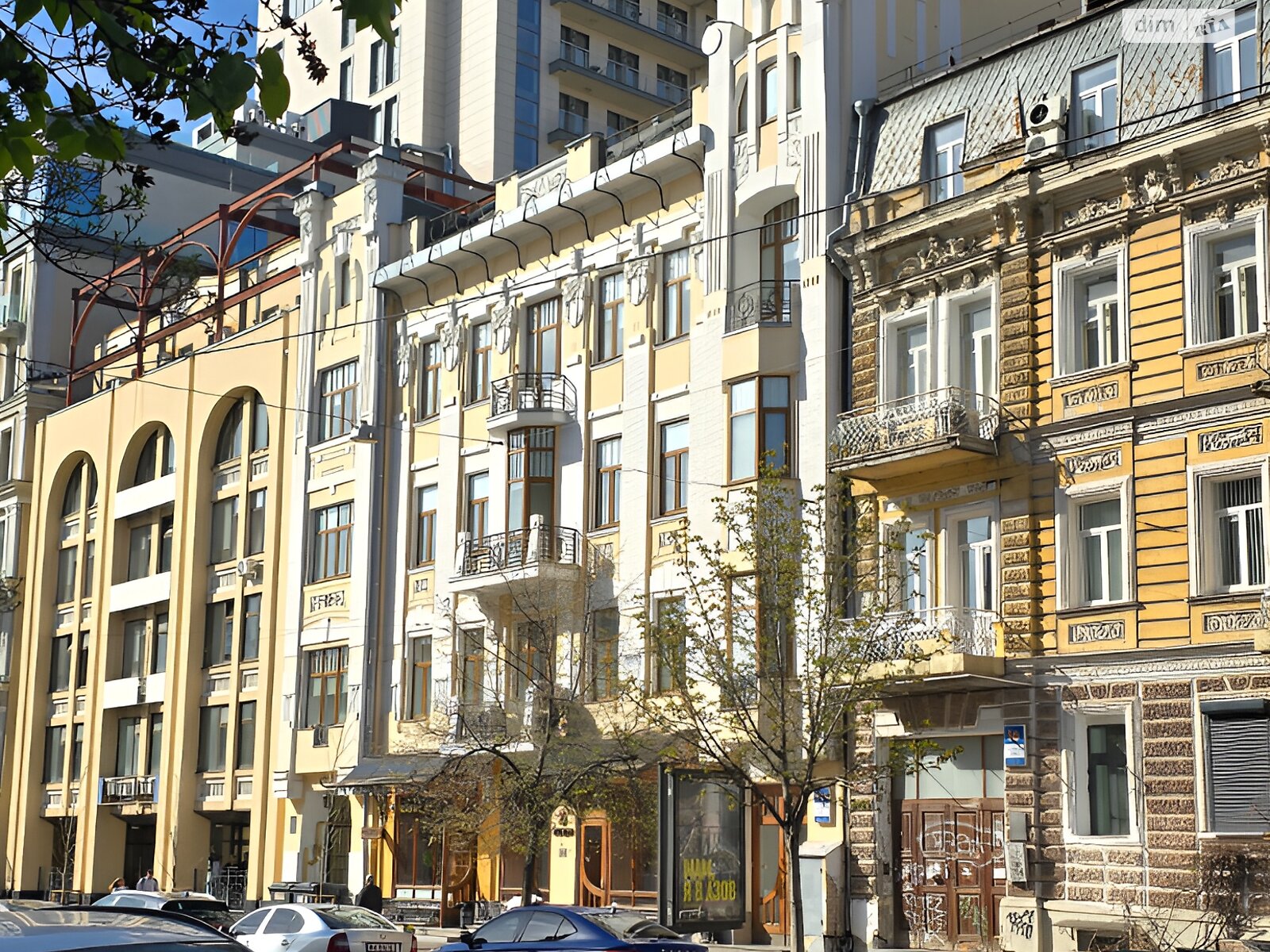 Аренда офисного помещения в Киеве, Богдана Хмельницкого улица 52, помещений - 12, этаж - 3 фото 1 Аренда офисного помещения в Киеве, Богдана Хмельницкого улица 52, помещений - 12, этаж - 3 фото 1