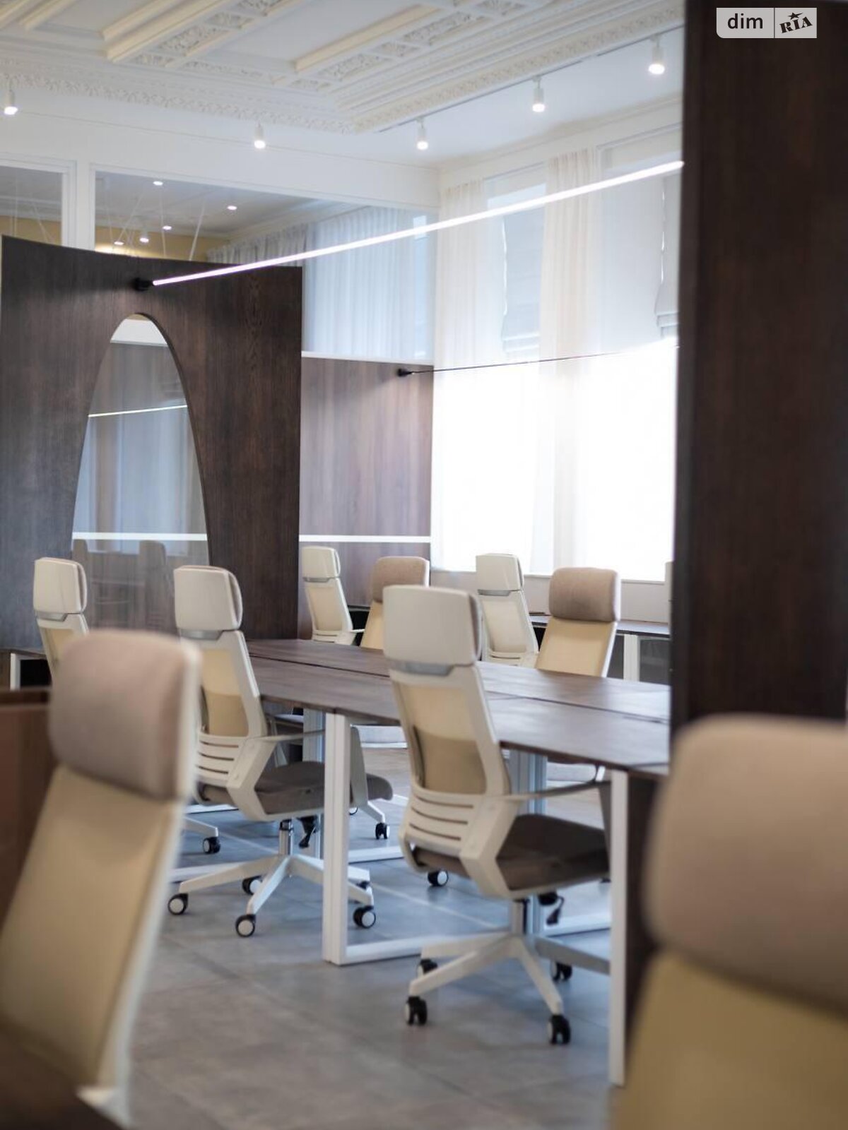 Оренда офісного приміщення в Києві, Богдана Хмельницького вулиця 32, приміщень - 5, поверх - 2 фото 1 Оренда офісного приміщення в Києві, Богдана Хмельницького вулиця 32, приміщень - 5, поверх - 2 фото 1