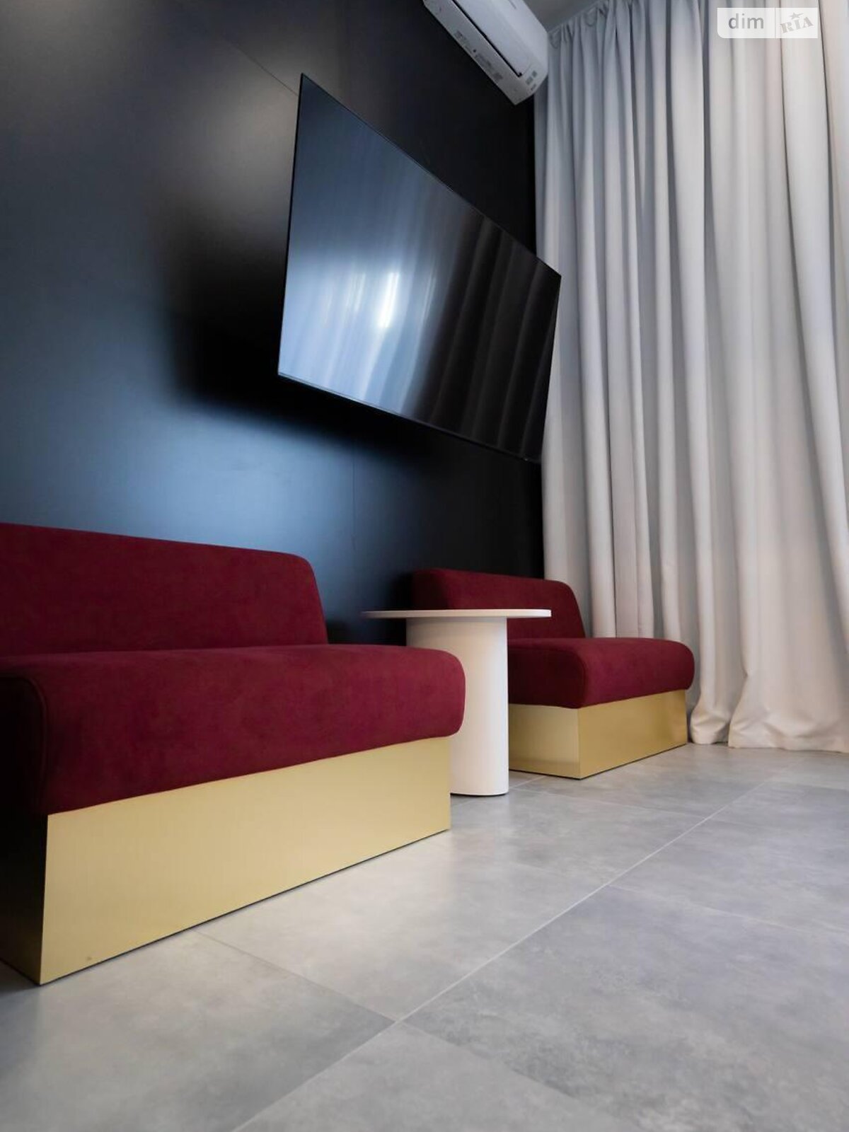 Оренда офісного приміщення в Києві, Богдана Хмельницького вулиця 32, приміщень - 5, поверх - 2 фото 1 Оренда офісного приміщення в Києві, Богдана Хмельницького вулиця 32, приміщень - 5, поверх - 2 фото 1