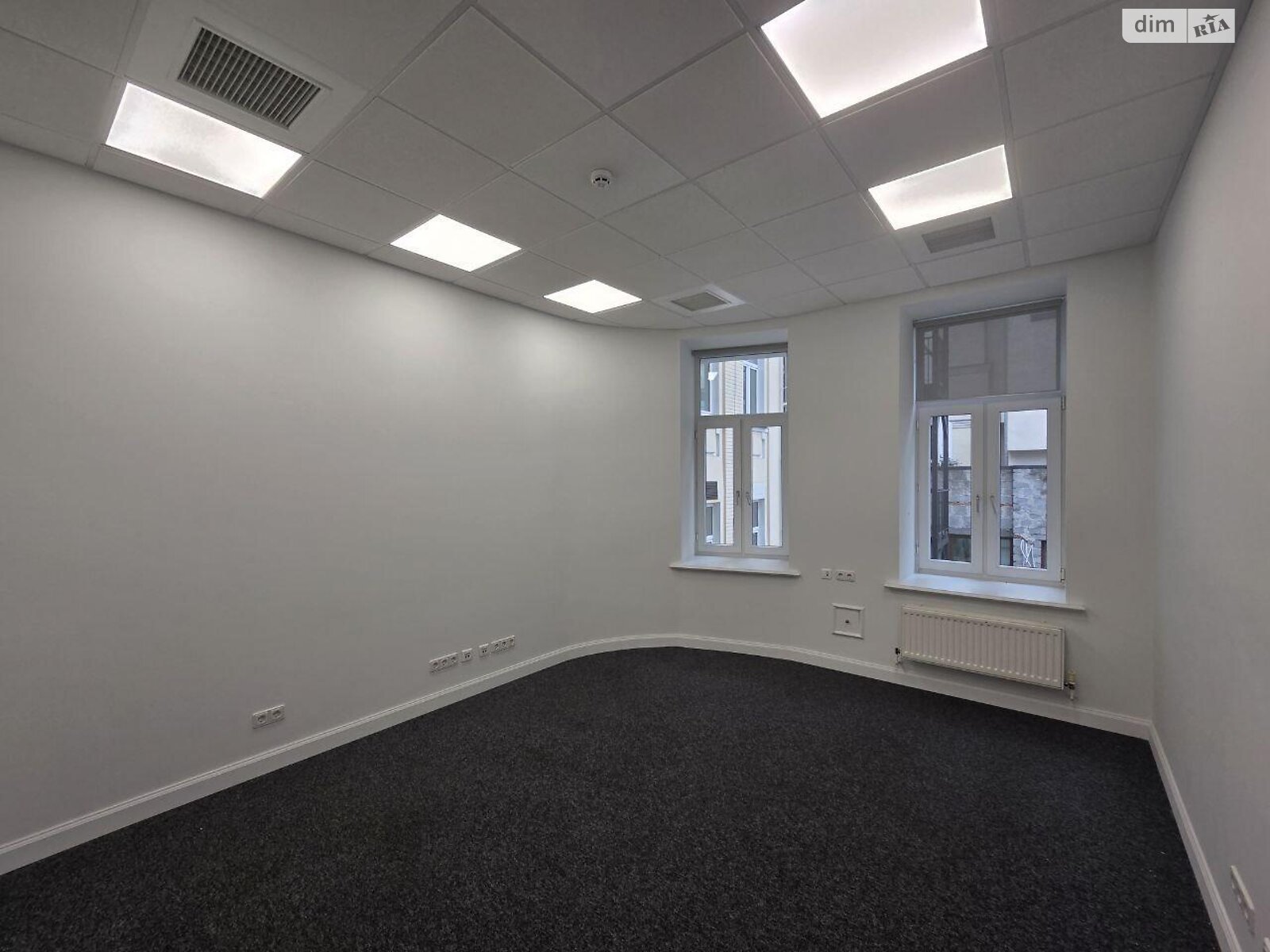 Оренда офісного приміщення в Києві, Богдана Хмельницького вулиця 52А, приміщень - 8, поверх - 3 фото 1 Оренда офісного приміщення в Києві, Богдана Хмельницького вулиця 52А, приміщень - 8, поверх - 3 фото 1