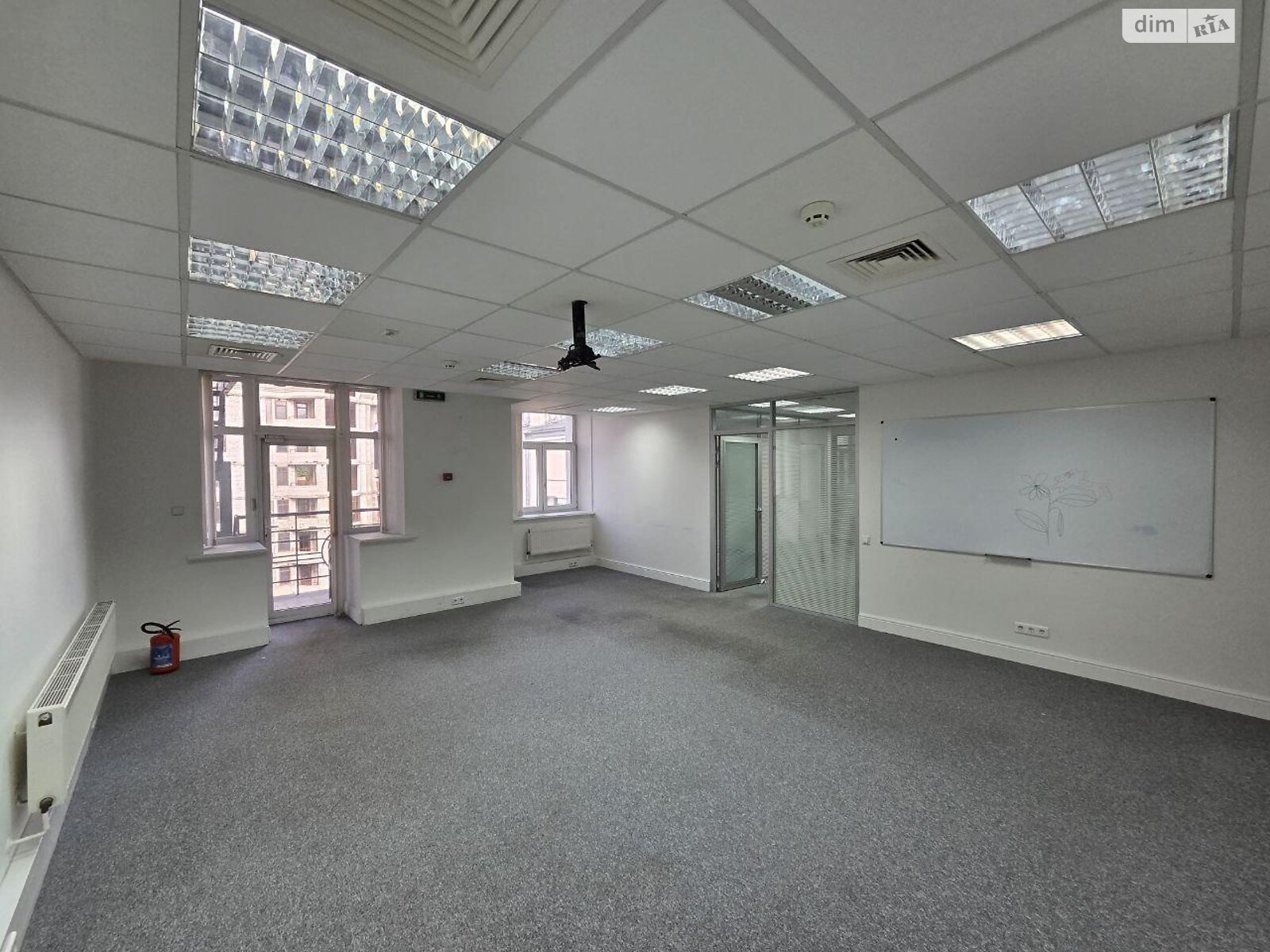 Оренда офісного приміщення в Києві, Богдана Хмельницького вулиця 52А, приміщень - 10, поверх - 5 фото 1 Оренда офісного приміщення в Києві, Богдана Хмельницького вулиця 52А, приміщень - 10, поверх - 5 фото 1