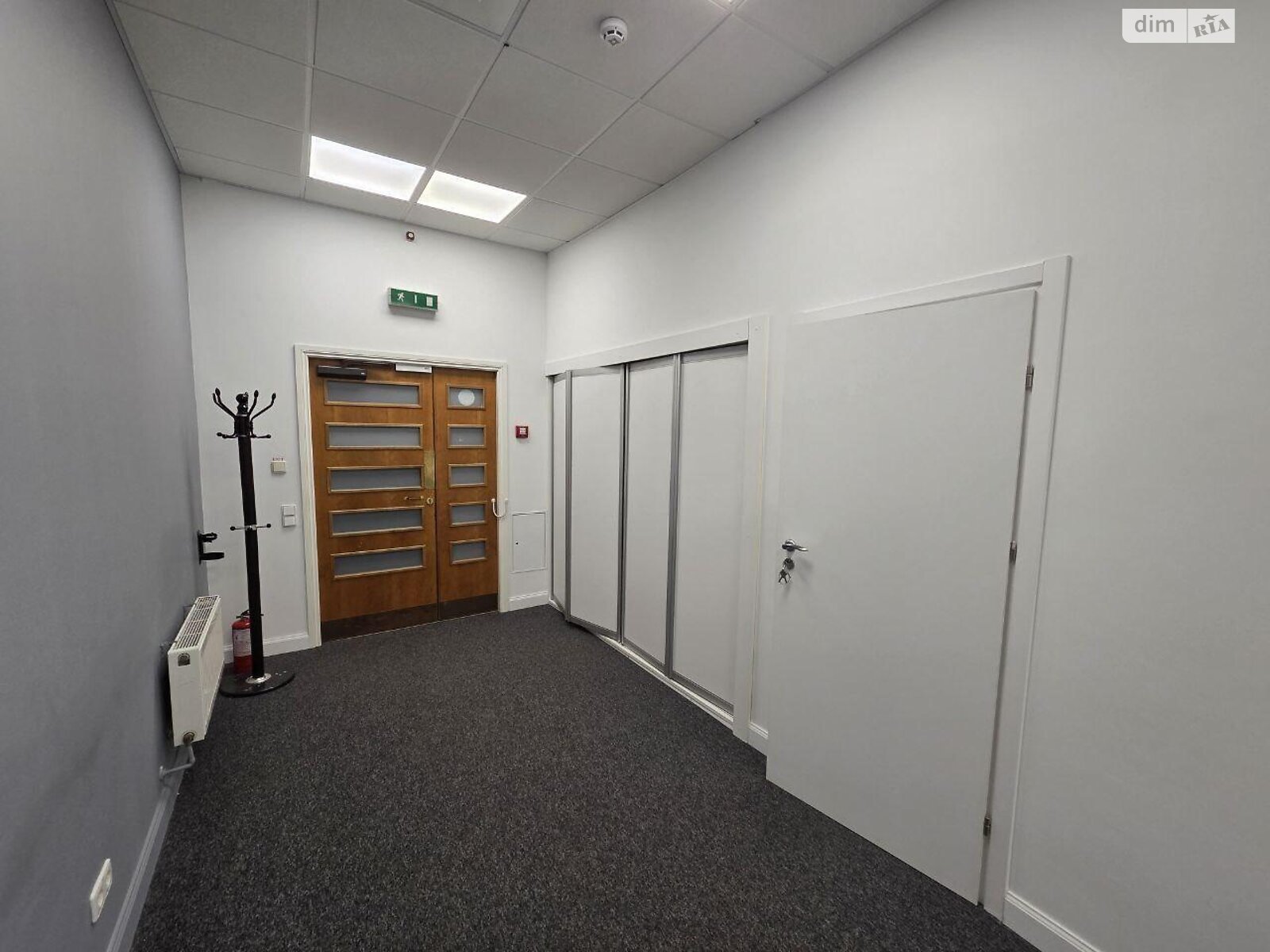 Оренда офісного приміщення в Києві, Богдана Хмельницького вулиця 52А, приміщень - 8, поверх - 3 фото 1 Оренда офісного приміщення в Києві, Богдана Хмельницького вулиця 52А, приміщень - 8, поверх - 3 фото 1