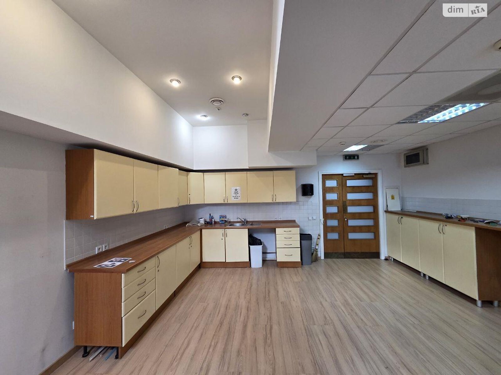 Оренда офісного приміщення в Києві, Богдана Хмельницького вулиця 52А, приміщень - 10, поверх - 5 фото 1 Оренда офісного приміщення в Києві, Богдана Хмельницького вулиця 52А, приміщень - 10, поверх - 5 фото 1