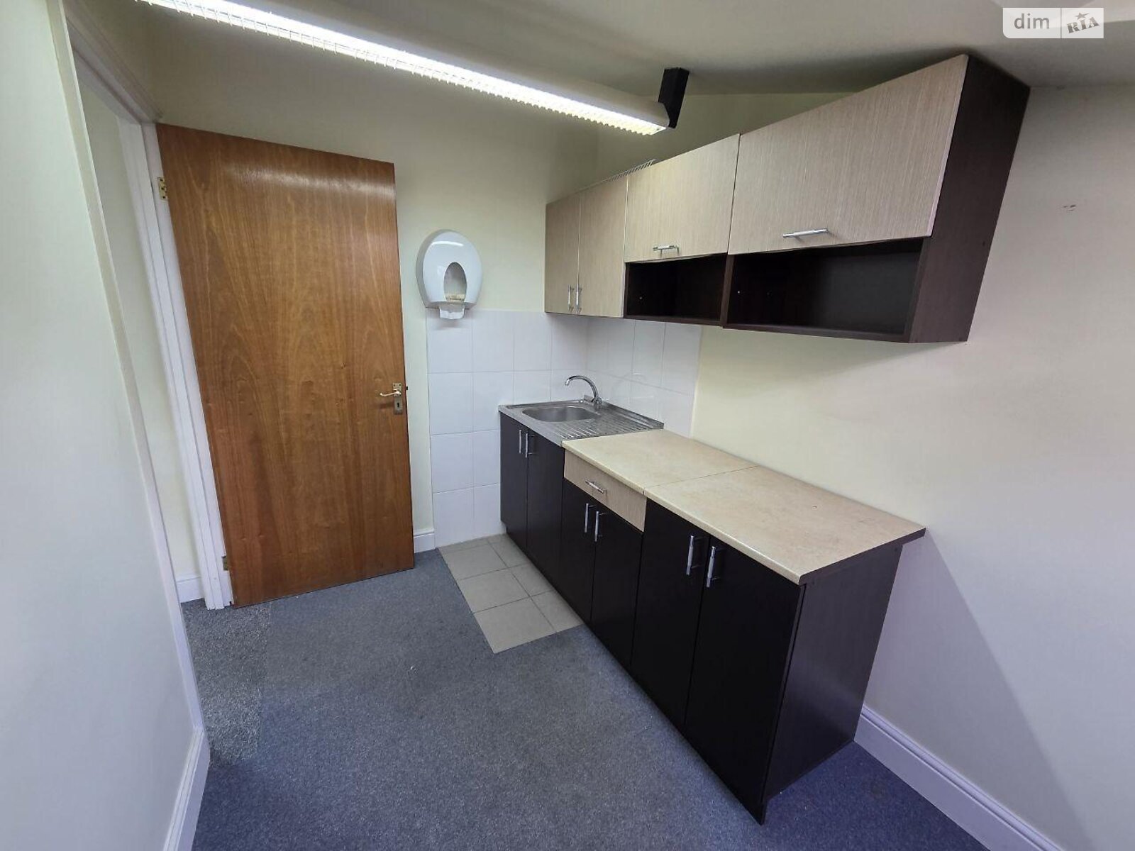 Оренда офісного приміщення в Києві, Богдана Хмельницького вулиця 52А, приміщень - 7, поверх - 6 фото 1 Оренда офісного приміщення в Києві, Богдана Хмельницького вулиця 52А, приміщень - 7, поверх - 6 фото 1