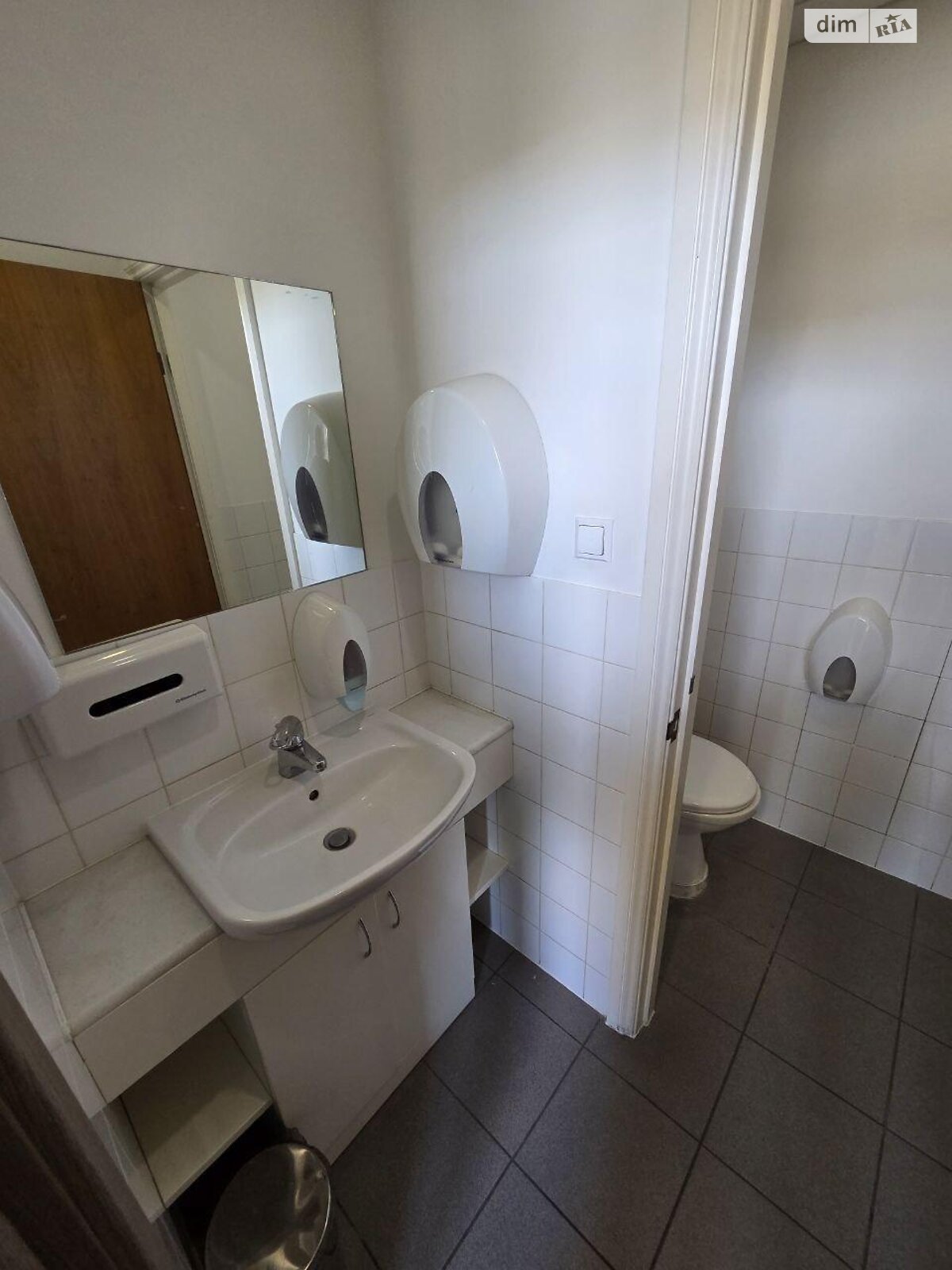 Оренда офісного приміщення в Києві, Богдана Хмельницького вулиця 52А, приміщень - 7, поверх - 6 фото 1 Оренда офісного приміщення в Києві, Богдана Хмельницького вулиця 52А, приміщень - 7, поверх - 6 фото 1