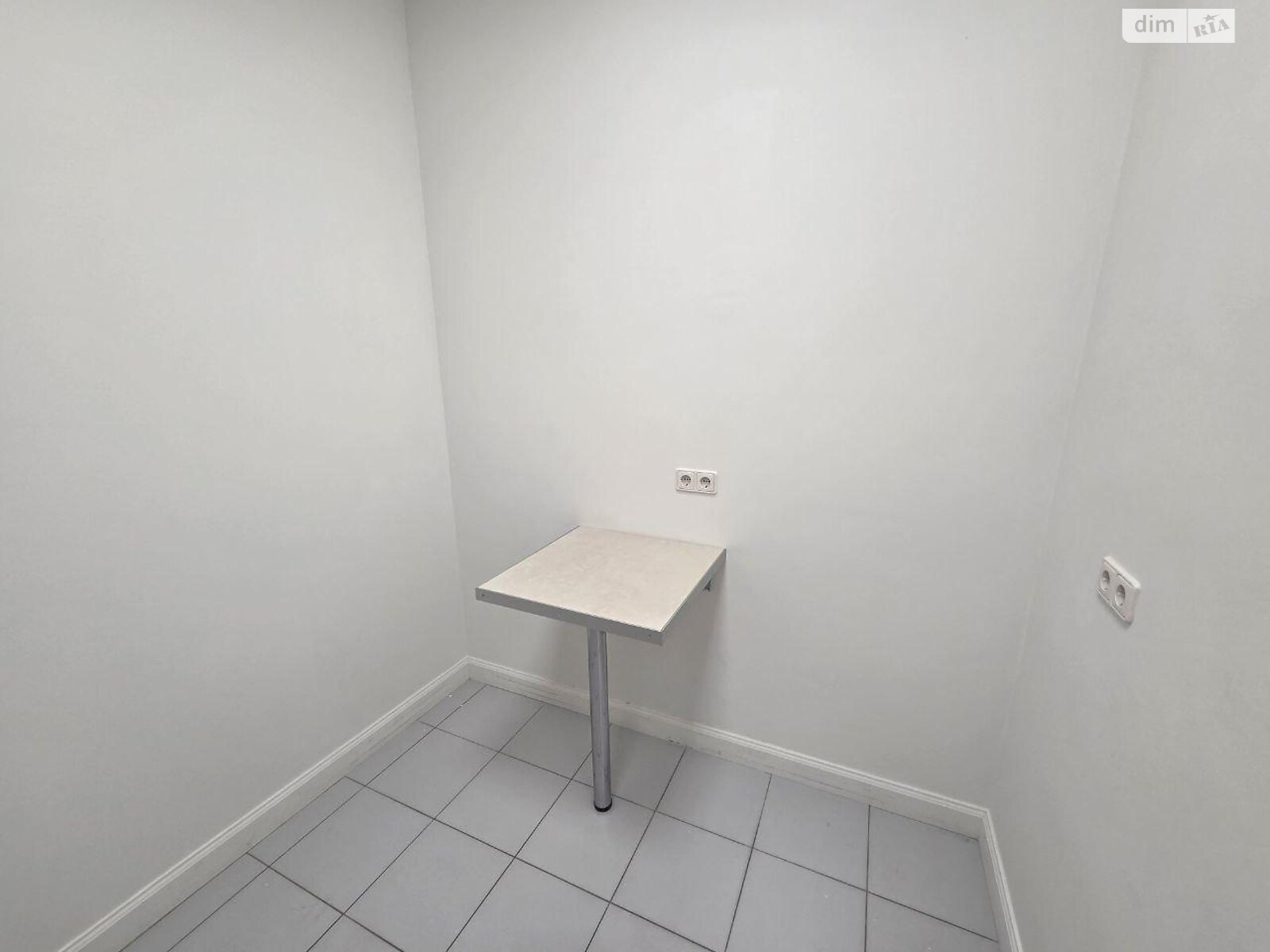 Оренда офісного приміщення в Києві, Богдана Хмельницького вулиця 52А, приміщень - 8, поверх - 3 фото 1 Оренда офісного приміщення в Києві, Богдана Хмельницького вулиця 52А, приміщень - 8, поверх - 3 фото 1