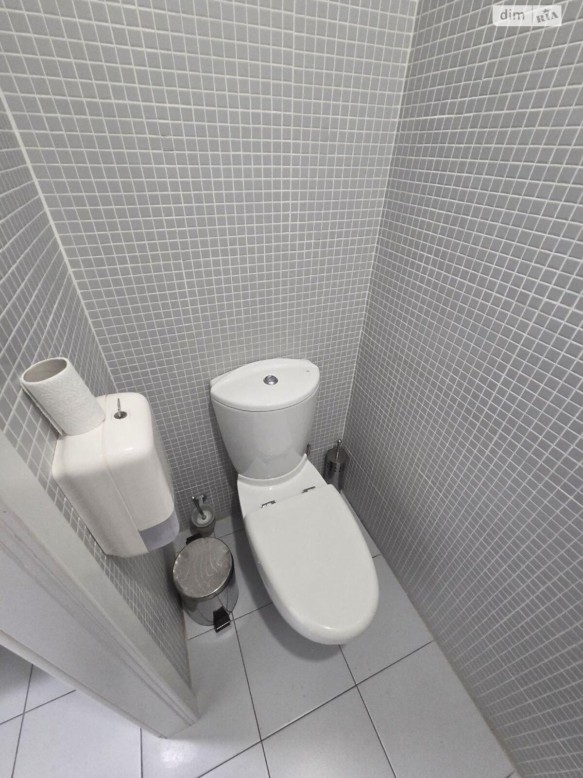 Оренда офісного приміщення в Києві, Богдана Хмельницького вулиця 52А, приміщень - 8, поверх - 3 фото 1 Оренда офісного приміщення в Києві, Богдана Хмельницького вулиця 52А, приміщень - 8, поверх - 3 фото 1