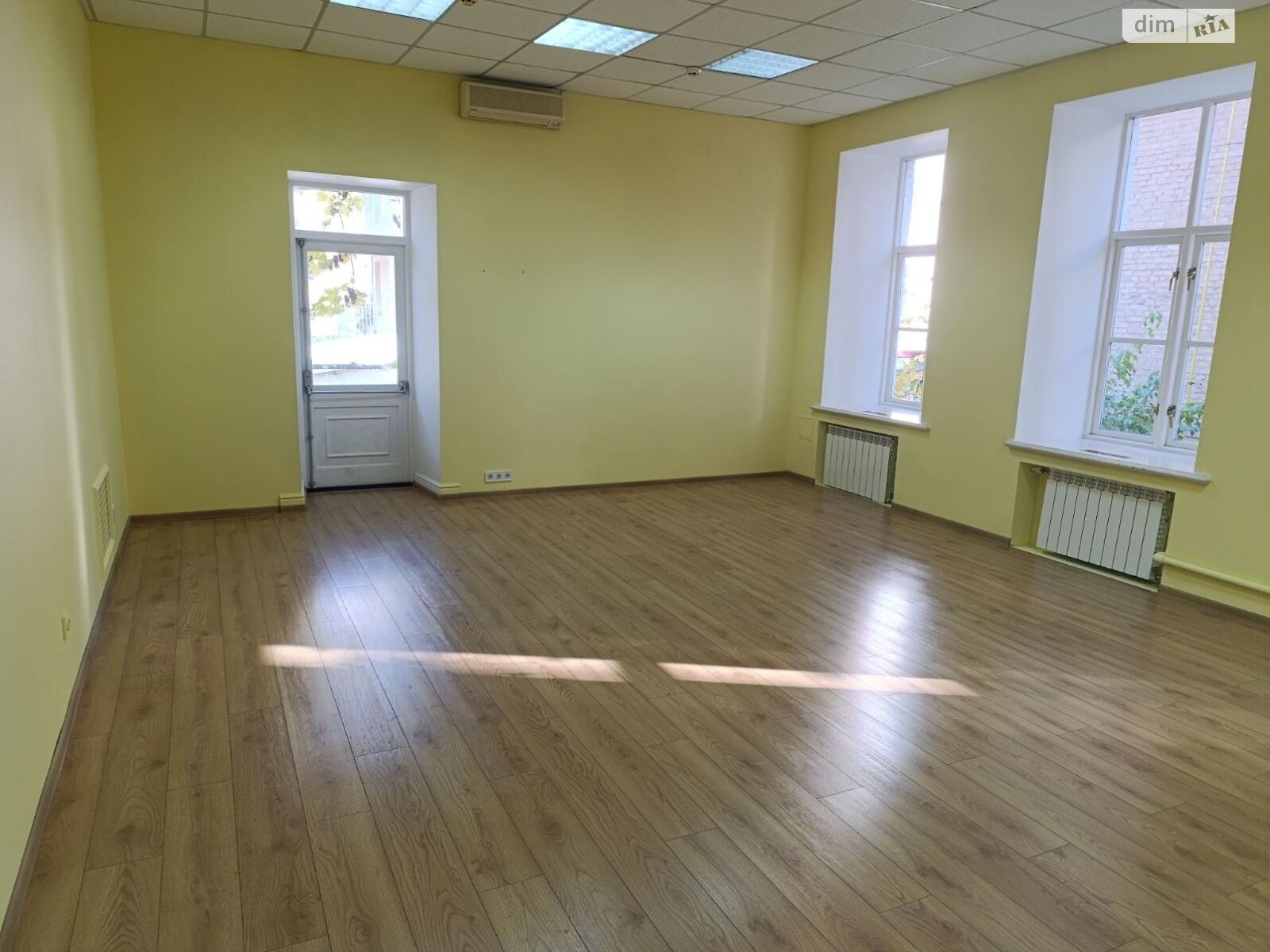 Аренда офисного помещения в Киеве, Богдана Хмельницкого улица 33/34, помещений -, этаж - 2 фото 1