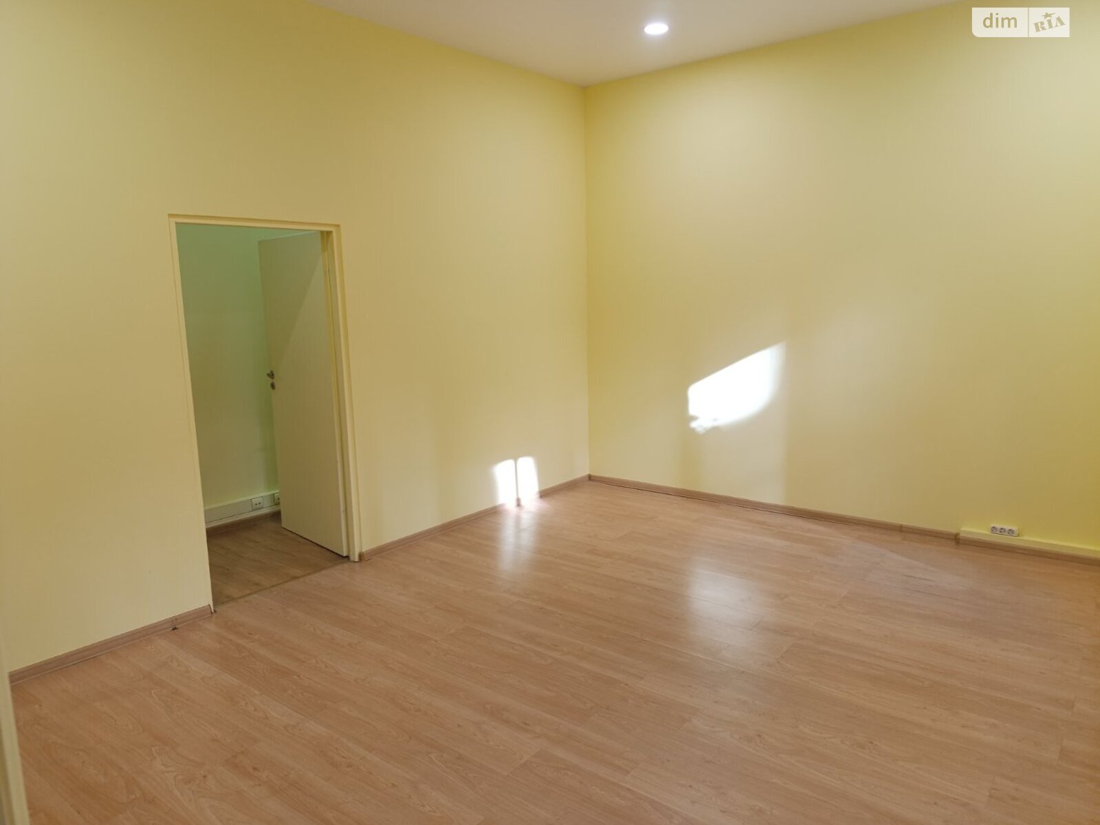 Аренда офисного помещения в Киеве, Богдана Хмельницкого улица 33/34, помещений -, этаж - 2 фото 1