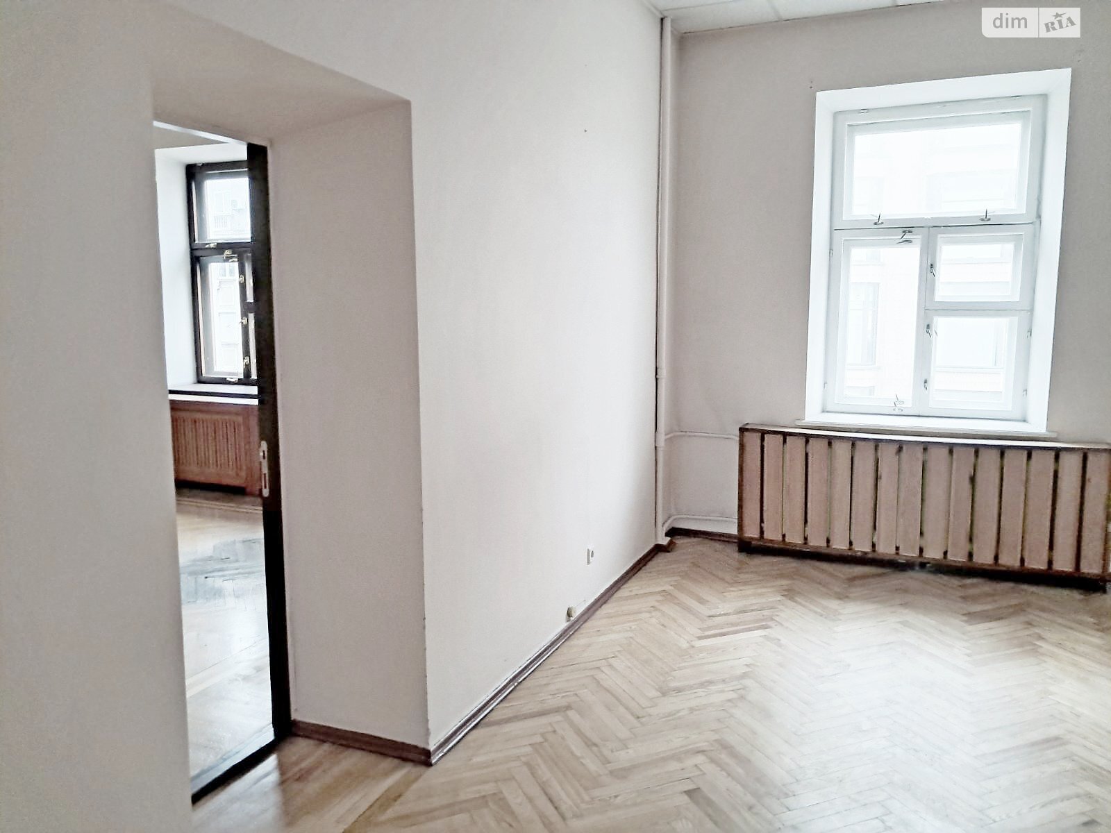 Аренда офисного помещения в Киеве, Богдана Хмельницкого улица, помещений - 3, этаж - 4 фото 1