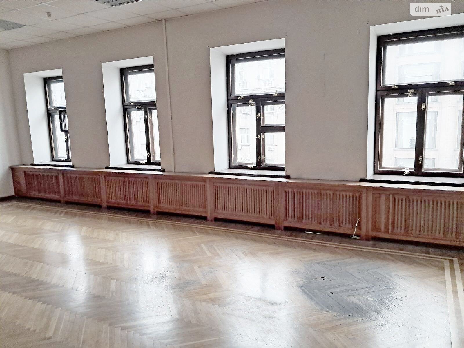 Аренда офисного помещения в Киеве, Богдана Хмельницкого улица, помещений - 3, этаж - 4 фото 1