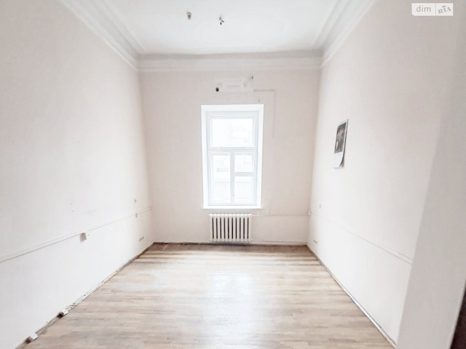 Аренда офисного помещения в Киеве, Богдана Хмельницкого улица, помещений - 2, этаж - 4 фото 1 Аренда офисного помещения в Киеве, Богдана Хмельницкого улица, помещений - 2, этаж - 4 фото 1