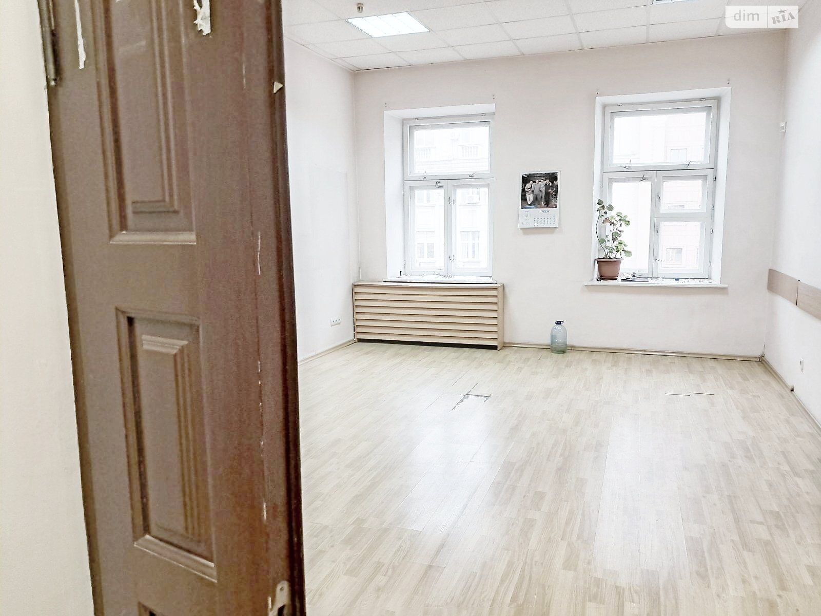 Аренда офисного помещения в Киеве, Богдана Хмельницкого улица, помещений - 4, этаж - 4 фото 1 Аренда офисного помещения в Киеве, Богдана Хмельницкого улица, помещений - 4, этаж - 4 фото 1