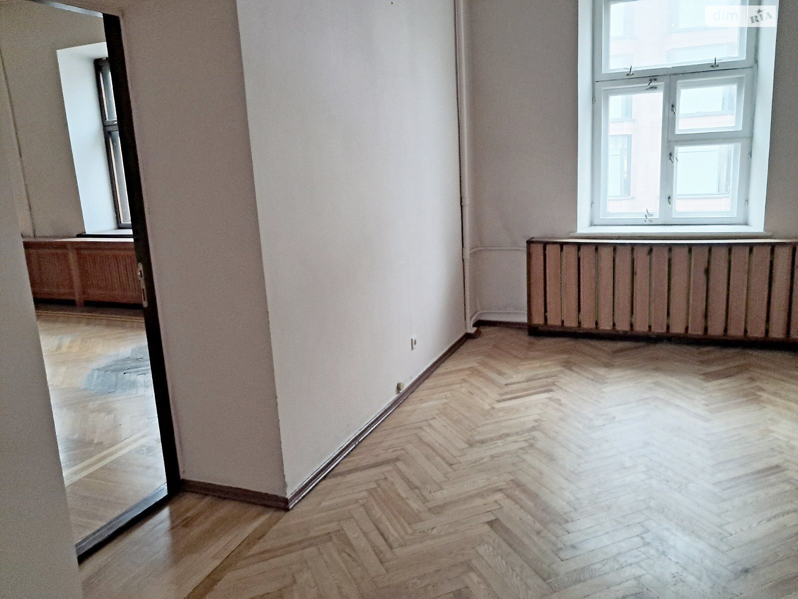 Аренда офисного помещения в Киеве, Богдана Хмельницкого улица, помещений - 4, этаж - 4 фото 1 Аренда офисного помещения в Киеве, Богдана Хмельницкого улица, помещений - 4, этаж - 4 фото 1