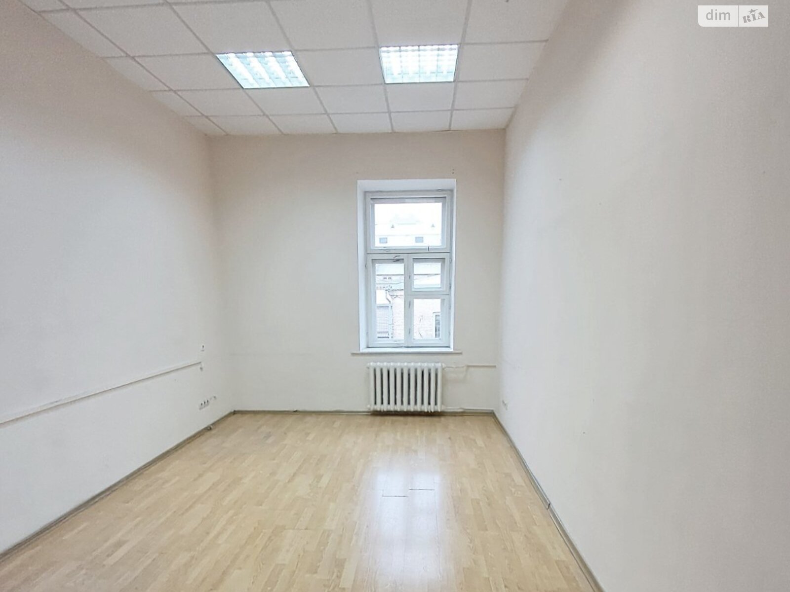 Аренда офисного помещения в Киеве, Богдана Хмельницкого улица, помещений - 3, этаж - 4 фото 1 Аренда офисного помещения в Киеве, Богдана Хмельницкого улица, помещений - 3, этаж - 4 фото 1