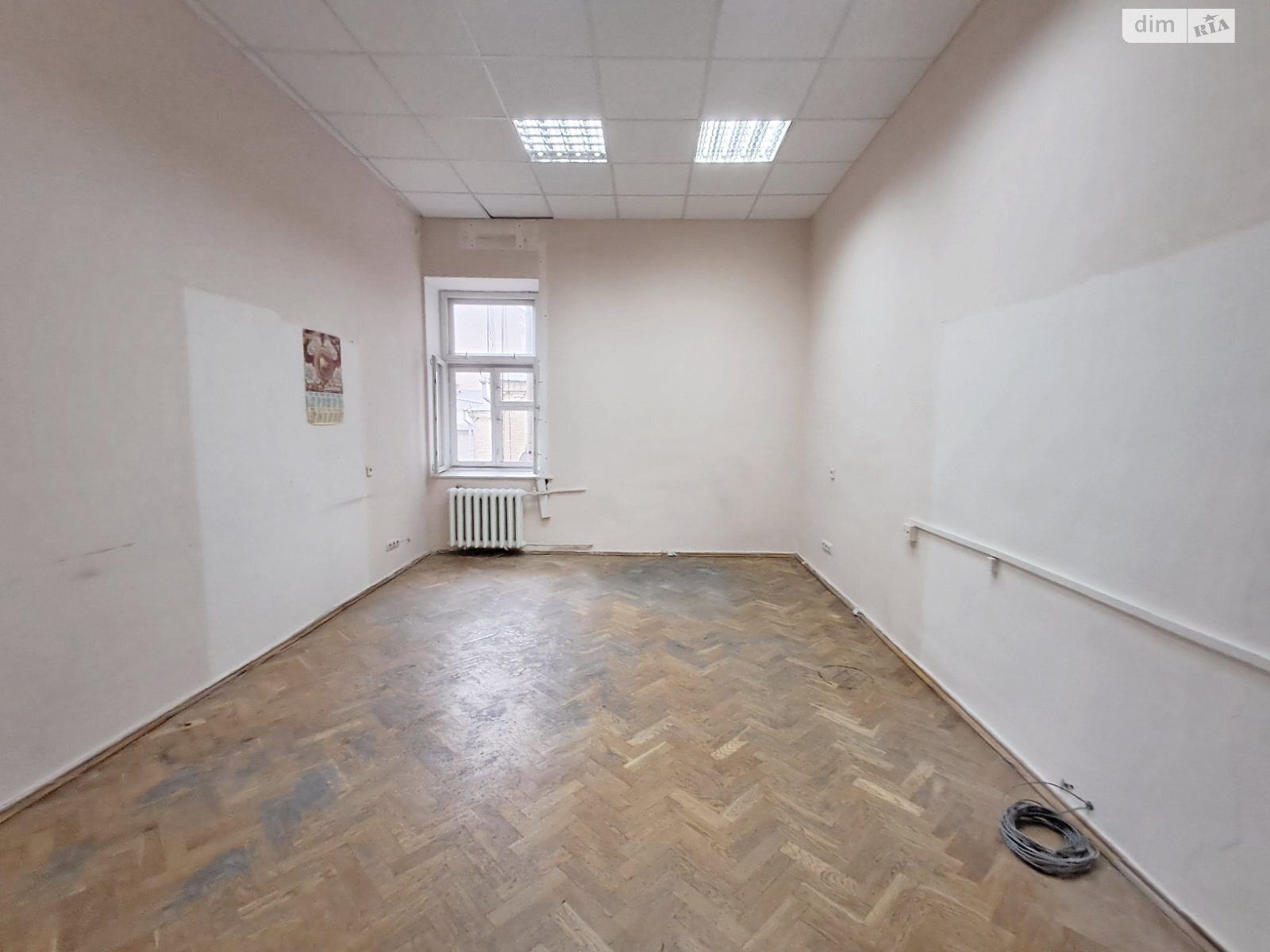 Аренда офисного помещения в Киеве, Богдана Хмельницкого улица, помещений - 3, этаж - 4 фото 1 Аренда офисного помещения в Киеве, Богдана Хмельницкого улица, помещений - 3, этаж - 4 фото 1