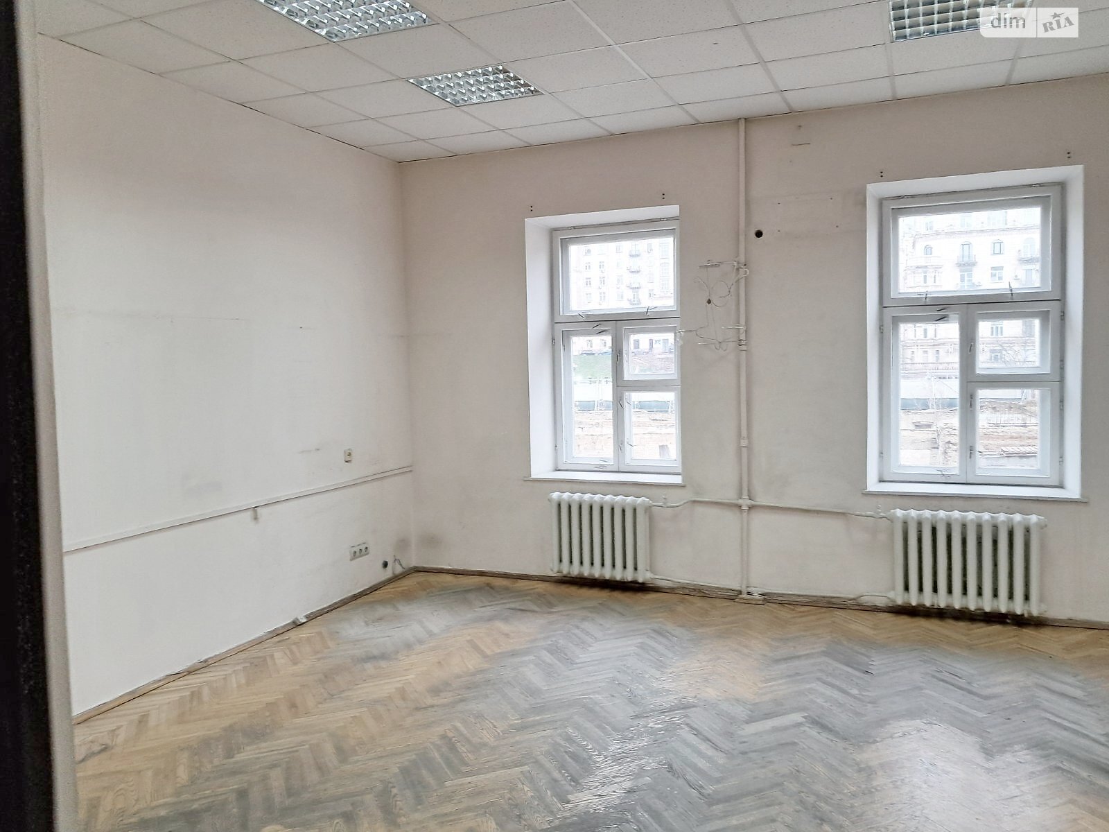 Аренда офисного помещения в Киеве, Богдана Хмельницкого улица, помещений - 2, этаж - 4 фото 1 Аренда офисного помещения в Киеве, Богдана Хмельницкого улица, помещений - 2, этаж - 4 фото 1