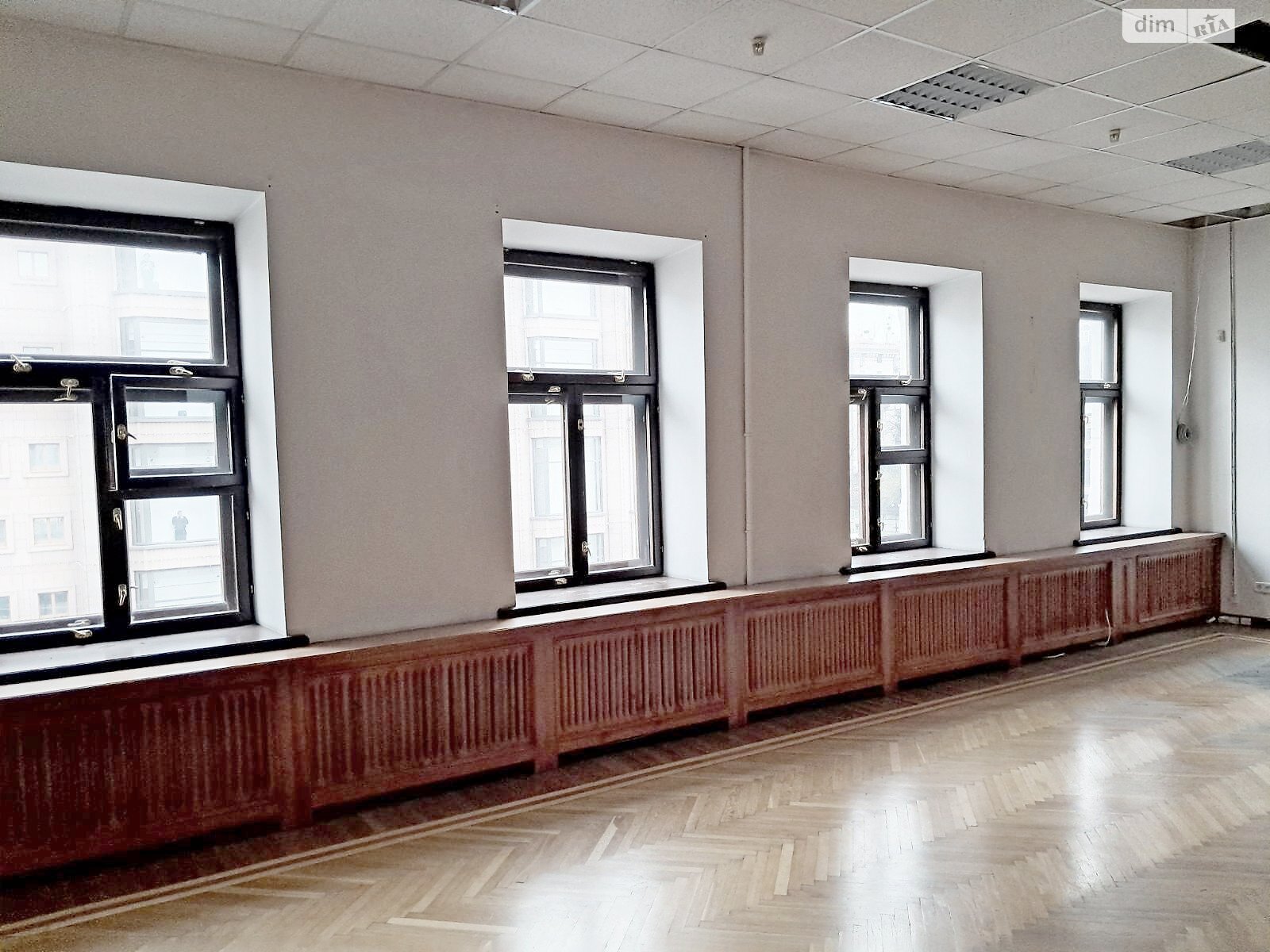 Оренда офісного приміщення в Києві, Богдана Хмельницького вулиця, приміщень - 7, поверх - 4 фото 1 Оренда офісного приміщення в Києві, Богдана Хмельницького вулиця, приміщень - 7, поверх - 4 фото 1