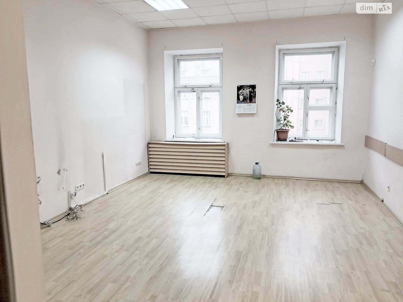 Оренда офісного приміщення в Києві, Богдана Хмельницького вулиця, приміщень - 7, поверх - 4 фото 1 Оренда офісного приміщення в Києві, Богдана Хмельницького вулиця, приміщень - 7, поверх - 4 фото 1