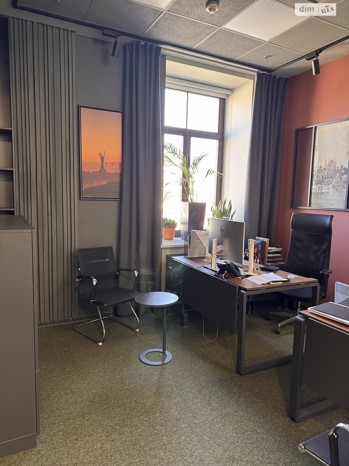 Аренда офисного помещения в Киеве, Богдана Хмельницкого улица 19/21, помещений - 1, этаж - 4 фото 1 Аренда офисного помещения в Киеве, Богдана Хмельницкого улица 19/21, помещений - 1, этаж - 4 фото 1