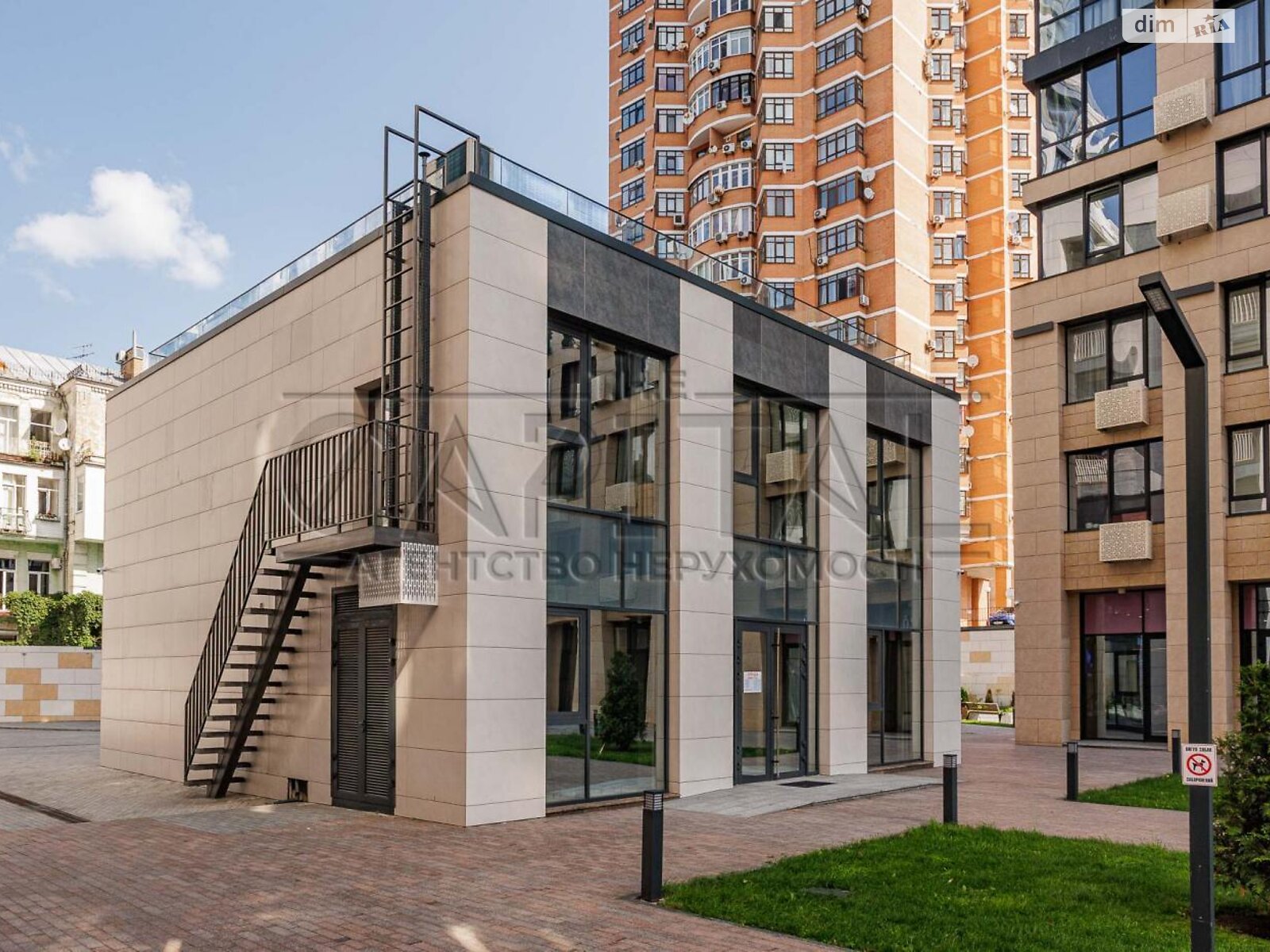 Оренда офісного приміщення в Києві, Бульварно-Кудрявська (Воровського) вулиця 17, приміщень - 3, поверх - 1 фото 1