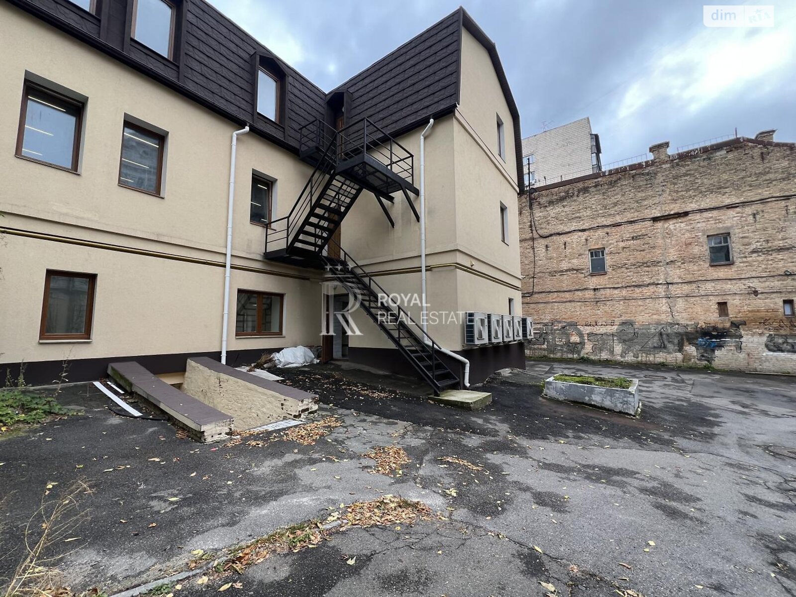 Аренда офисного помещения в Киеве, Ивана Франко улица 26, помещений - 4, этаж - 1 фото 1