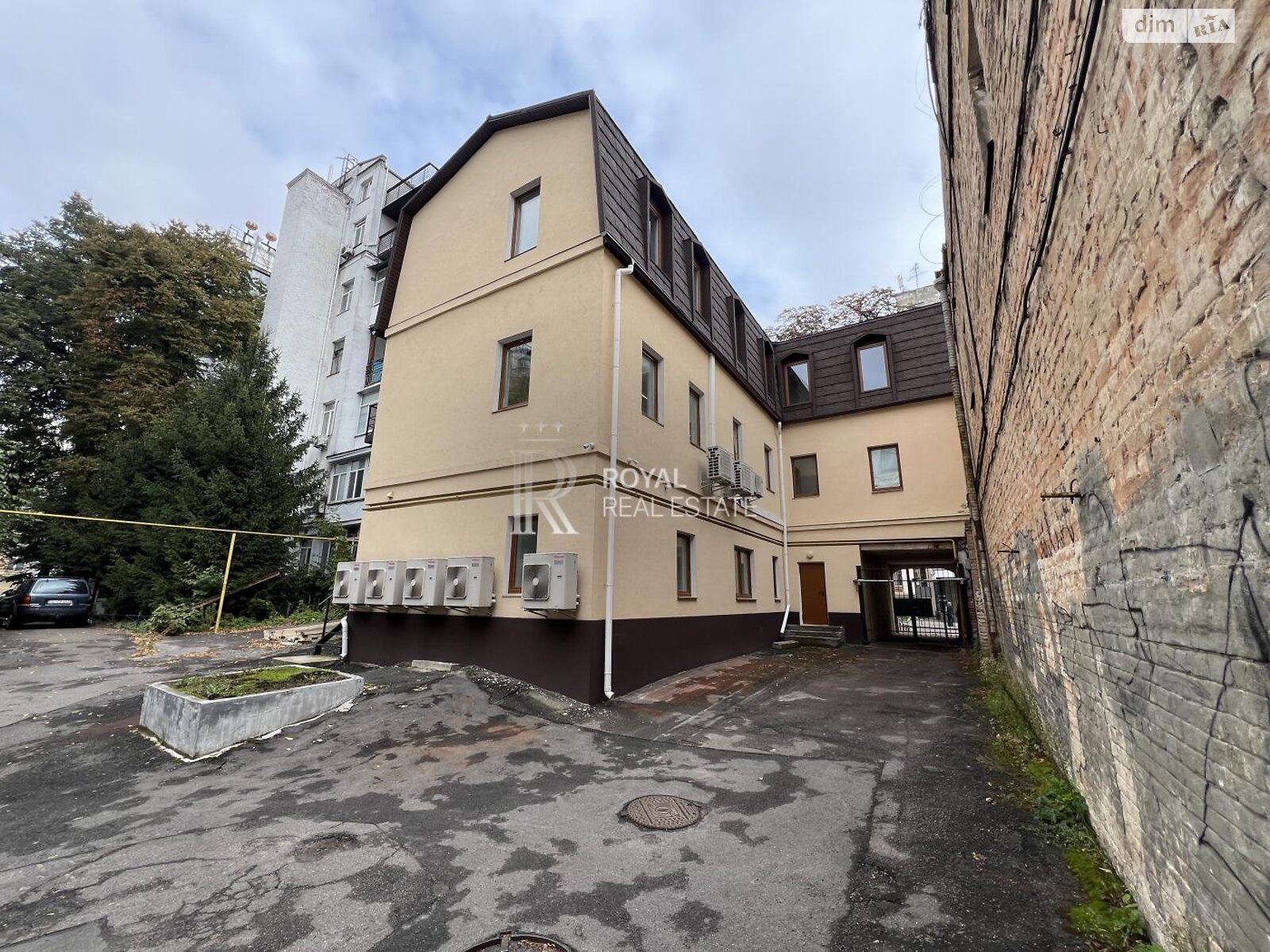 Аренда офисного помещения в Киеве, Ивана Франко улица 26, помещений - 4, этаж - 1 фото 1