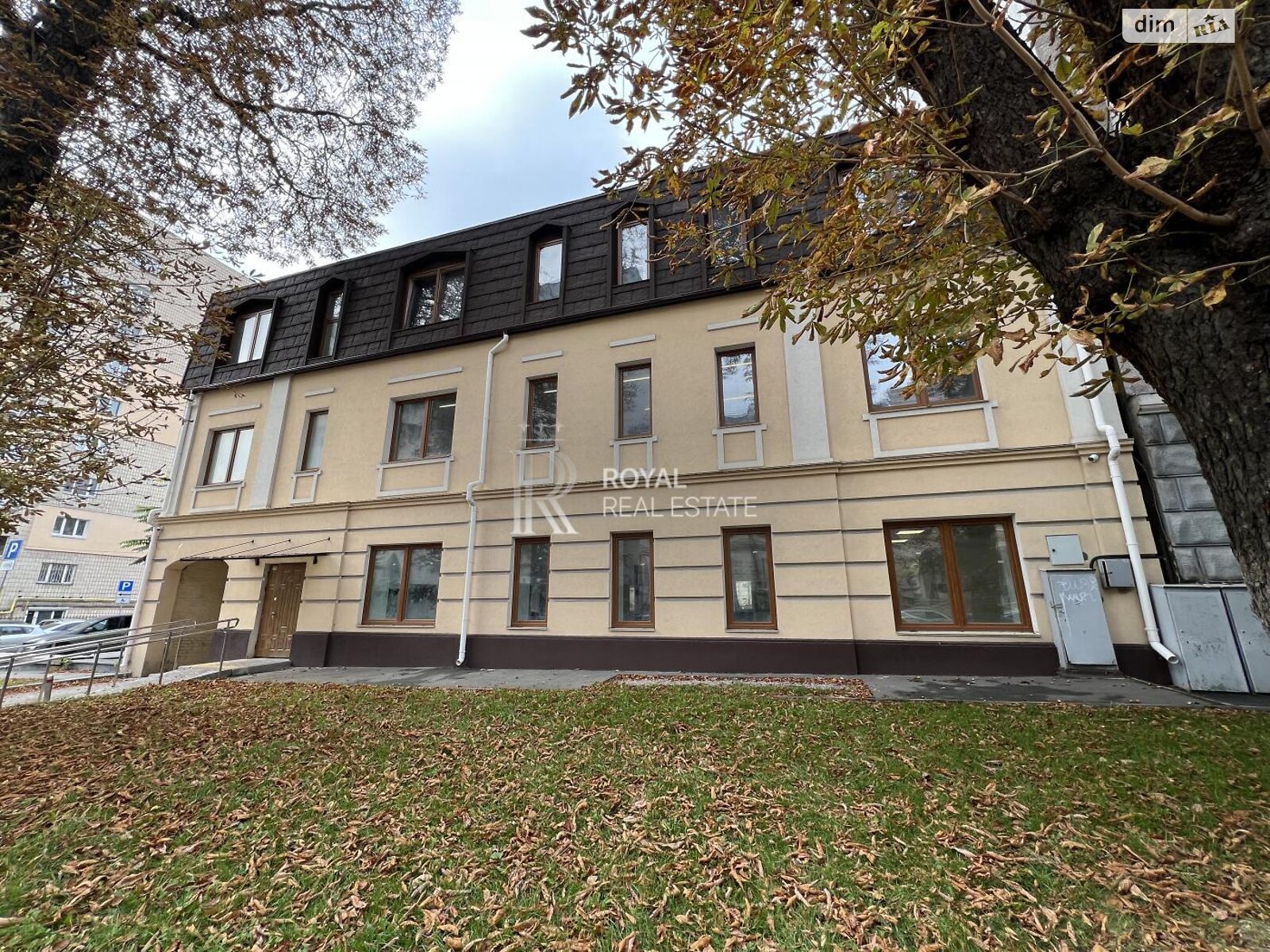 Аренда офисного помещения в Киеве, Ивана Франко улица 26, помещений - 4, этаж - 1 фото 1