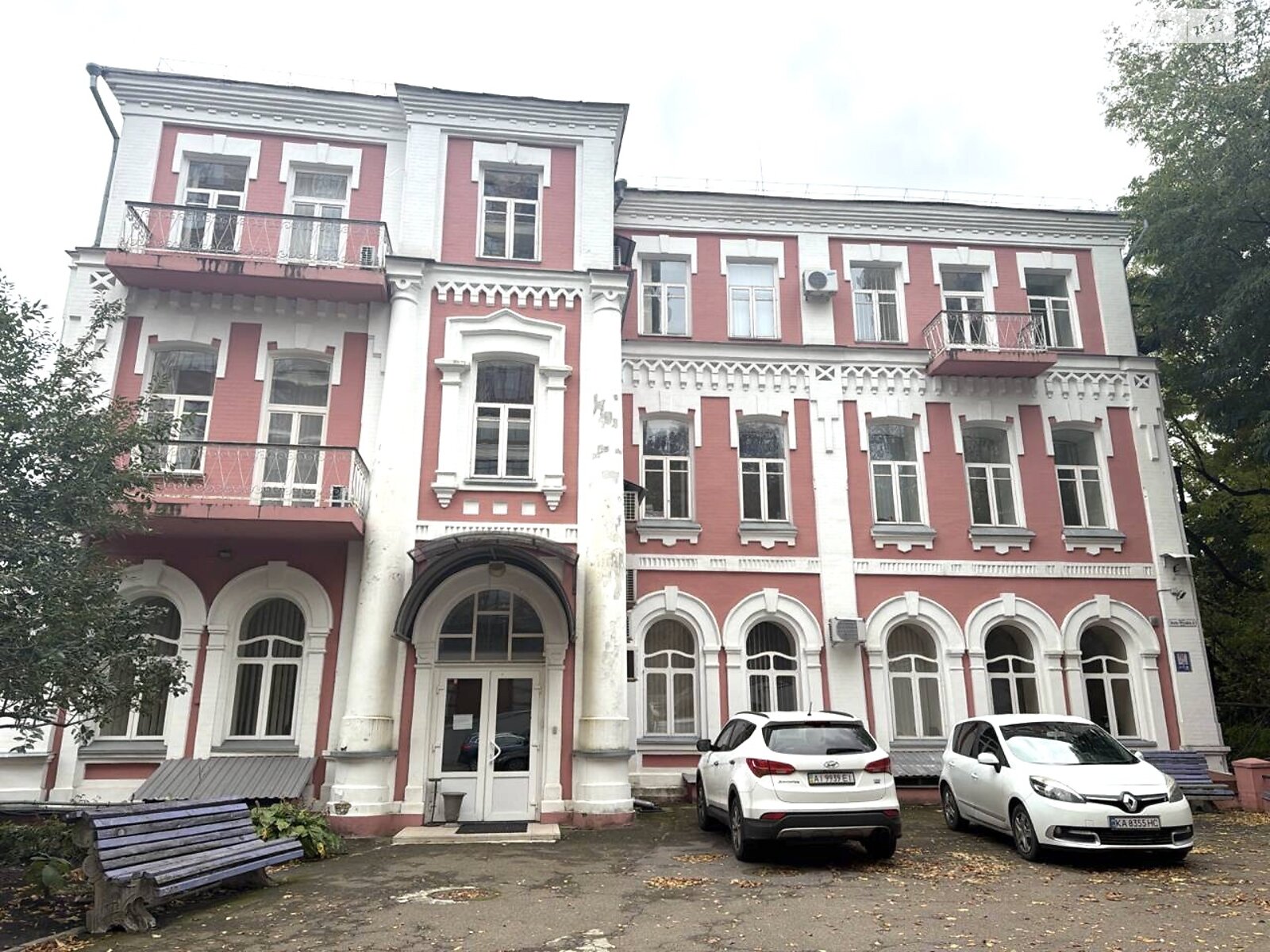 Аренда офисного помещения в Киеве, Ивана Франко улица 6, помещений - 8, этаж - 2 фото 1 Аренда офисного помещения в Киеве, Ивана Франко улица 6, помещений - 8, этаж - 2 фото 1