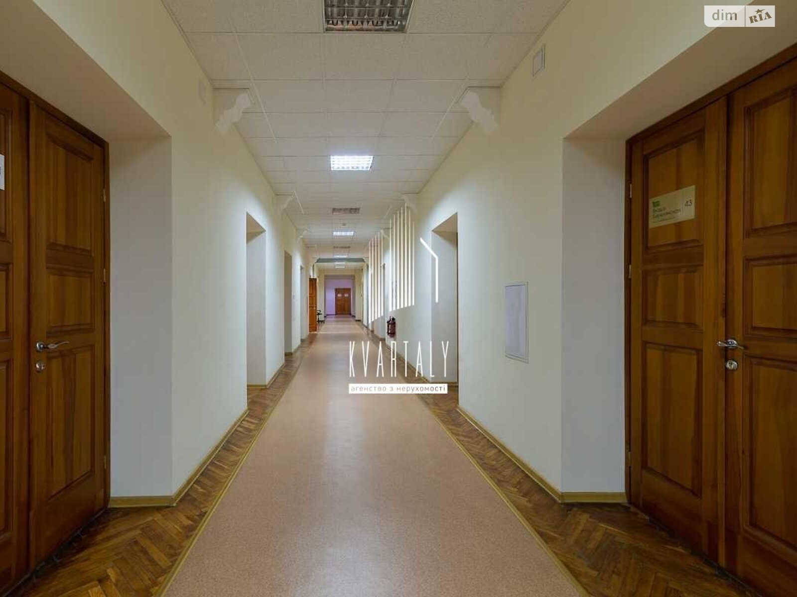 Оренда офісного приміщення в Києві, Хрещатик вулиця 7/11, приміщень - 1, поверх - 6 фото 1 Оренда офісного приміщення в Києві, Хрещатик вулиця 7/11, приміщень - 1, поверх - 6 фото 1