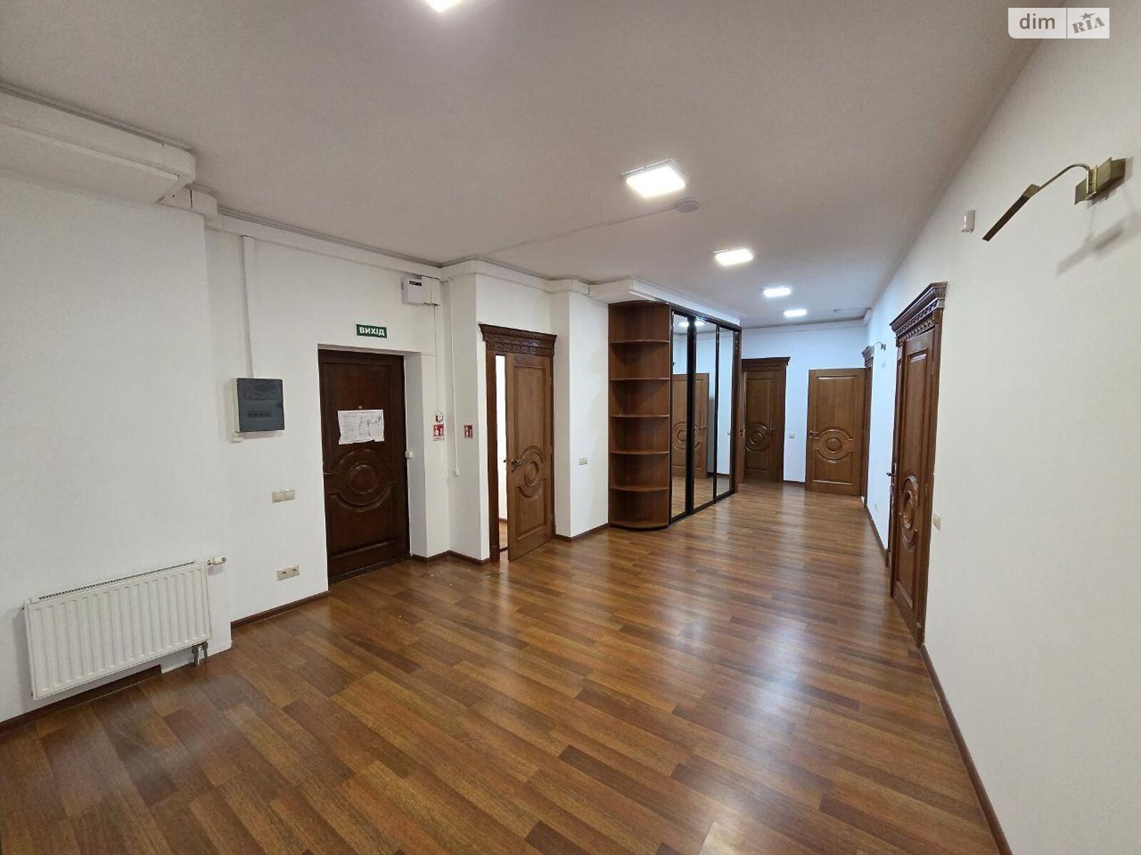 Аренда офисного помещения в Киеве, Крутой спуск 7, помещений - 10, этаж - 4 фото 1