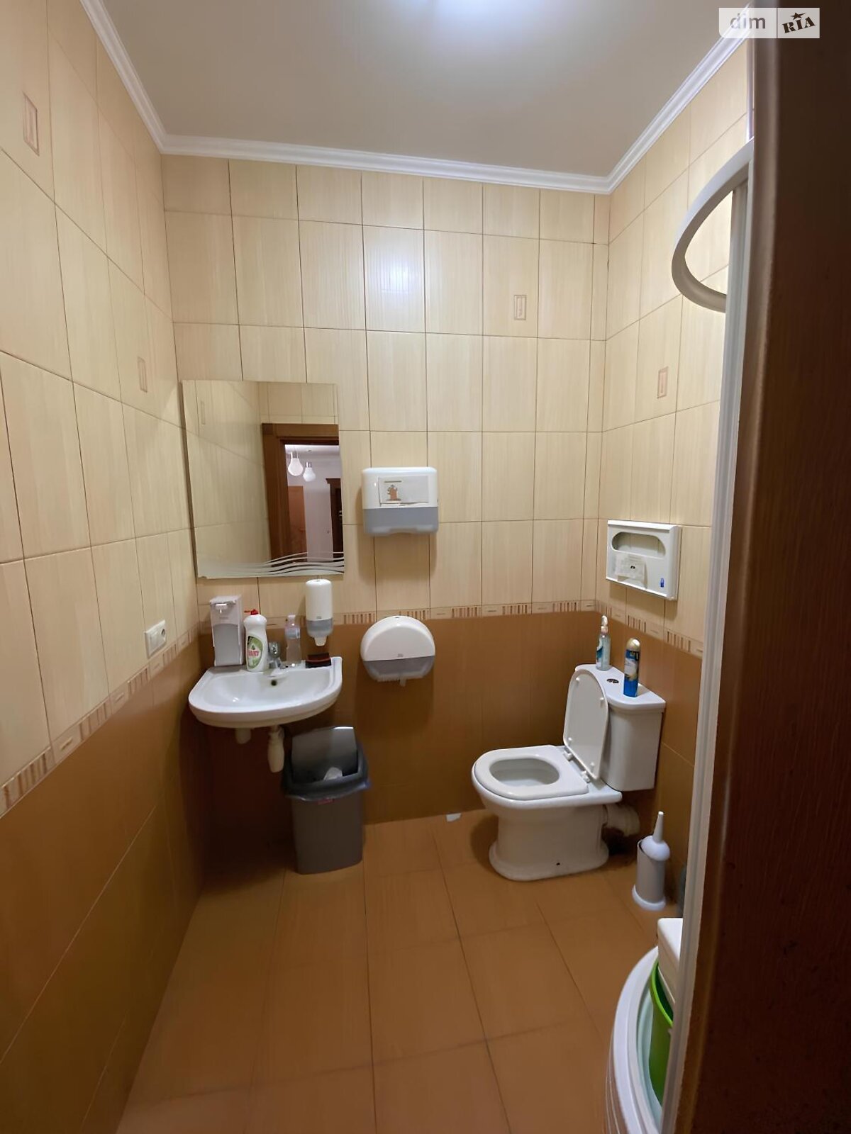 Аренда офисного помещения в Киеве, Крутой спуск 7, помещений - 10, этаж - 4 фото 1