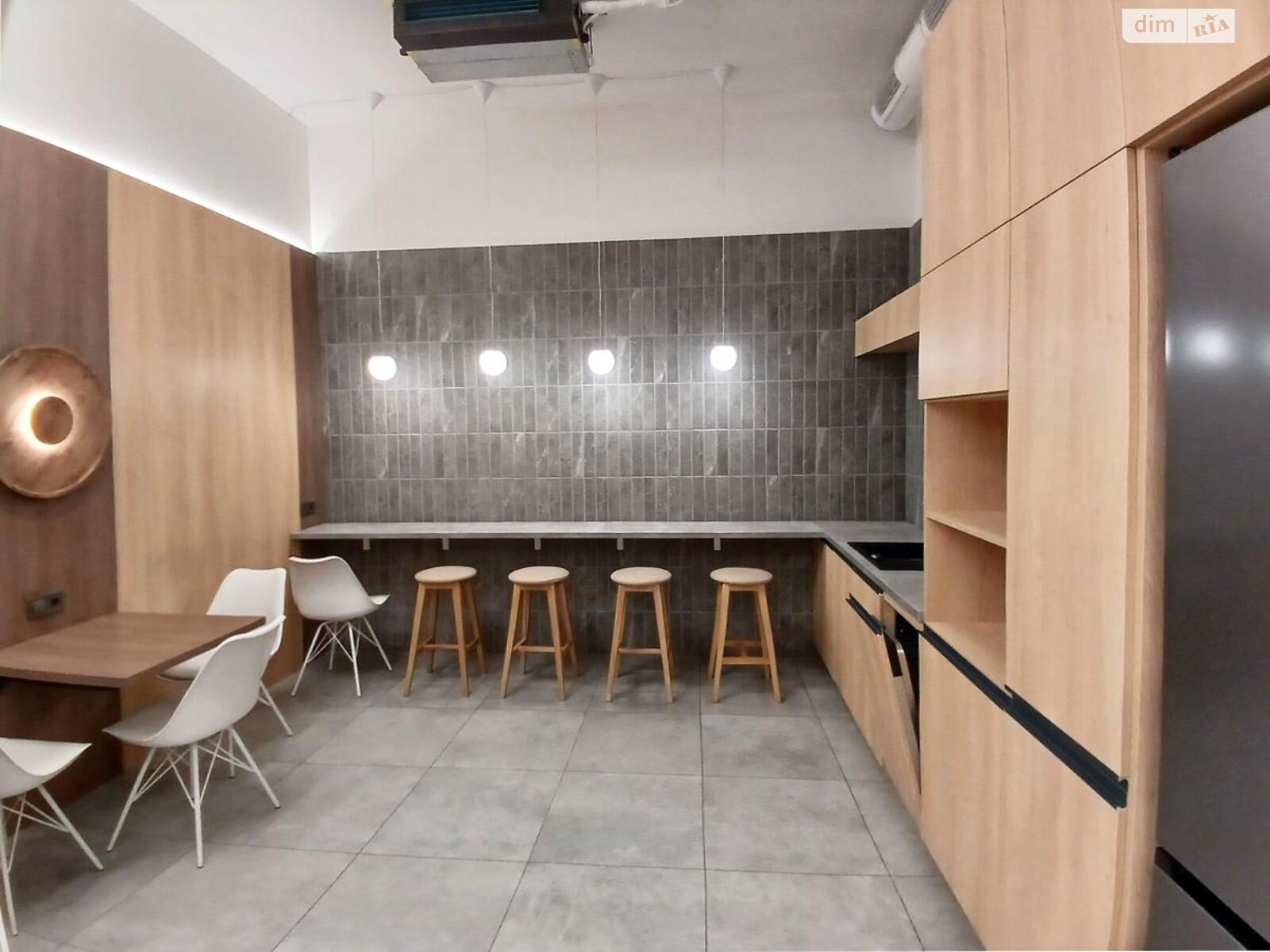 Аренда офисного помещения в Киеве, Сечевых Стрельцов (Артема) улица 44А, помещений - 5, этаж - 2 фото 1