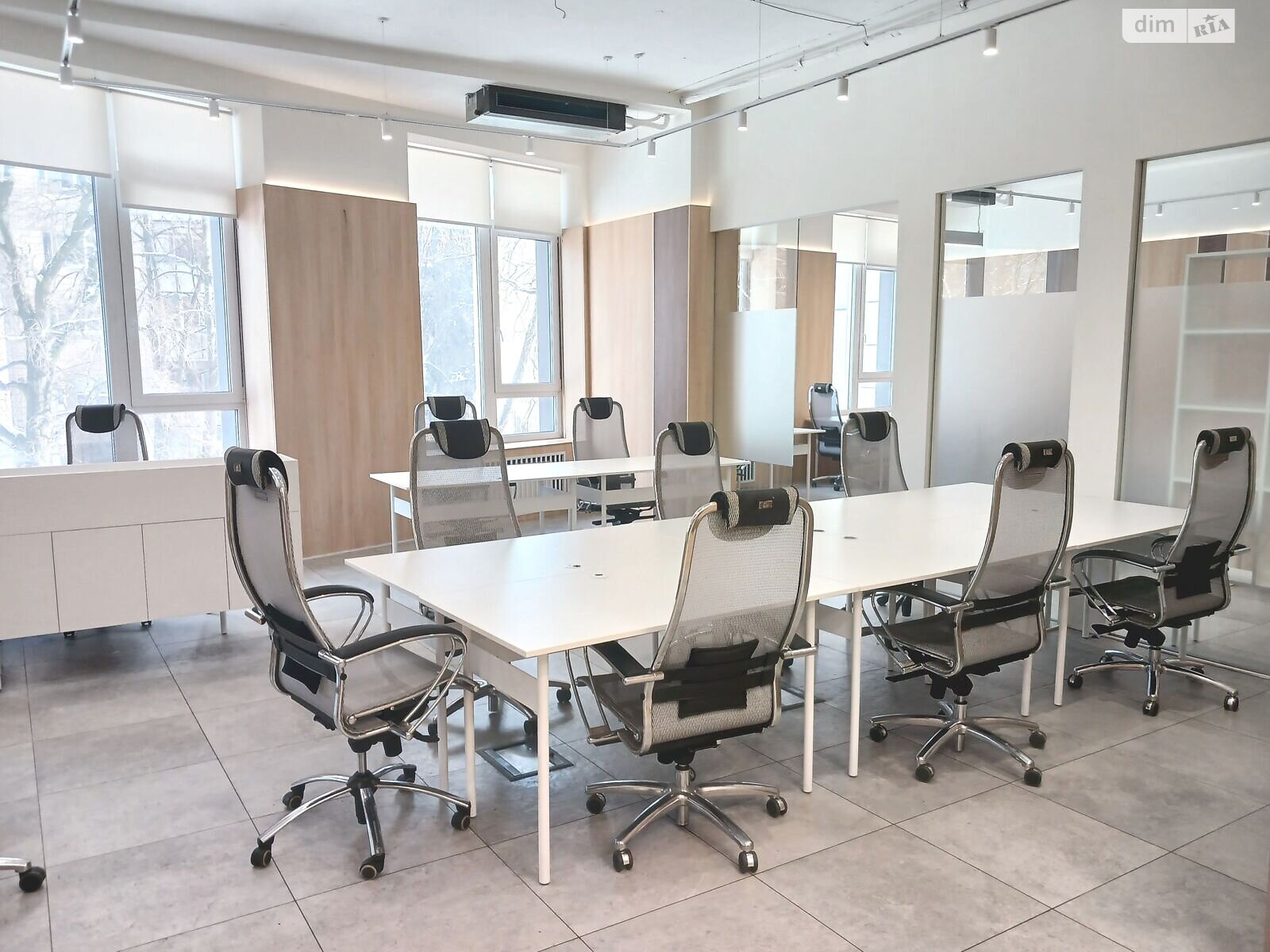 Аренда офисного помещения в Киеве, Сечевых Стрельцов (Артема) улица 44А, помещений - 5, этаж - 2 фото 1