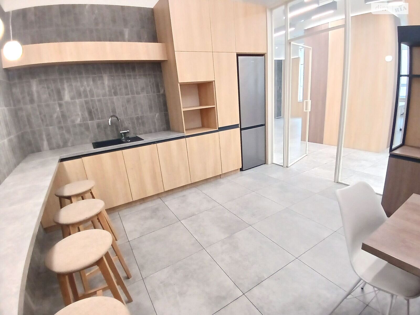 Аренда офисного помещения в Киеве, Сечевых Стрельцов (Артема) улица 44А, помещений - 5, этаж - 2 фото 1