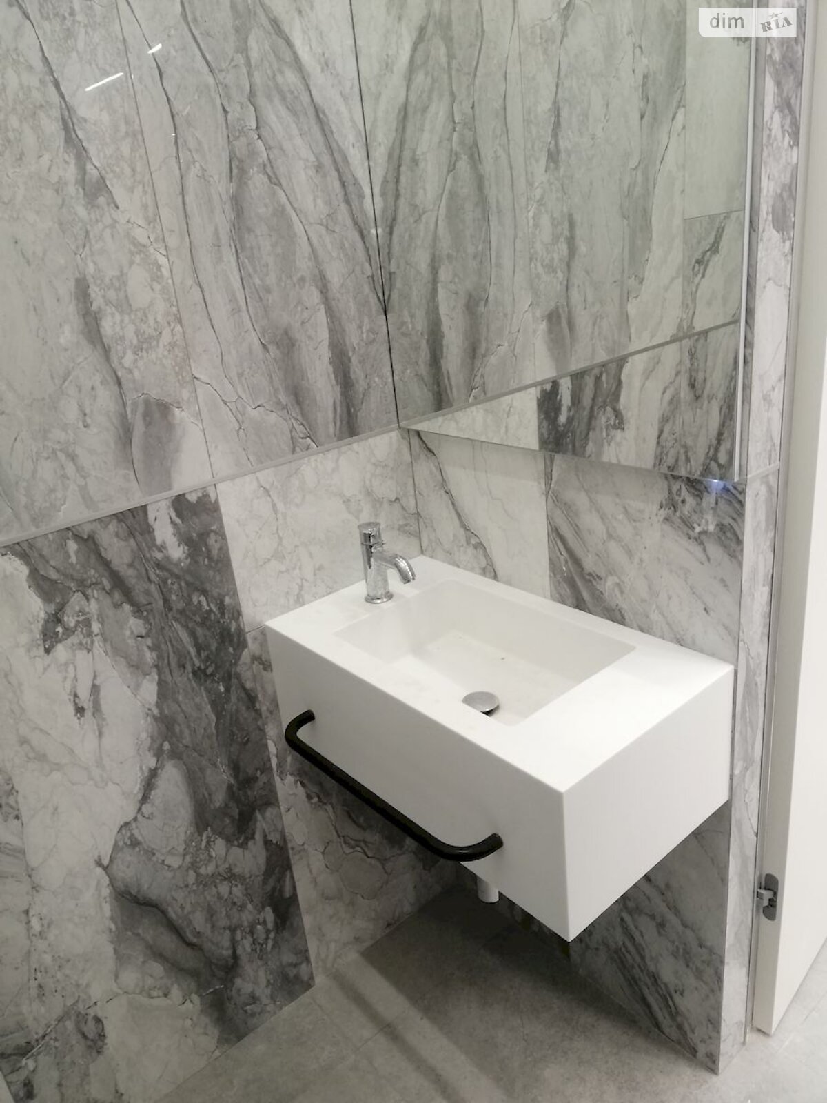 Аренда офисного помещения в Киеве, Сечевых Стрельцов (Артема) улица 44А, помещений - 5, этаж - 2 фото 1