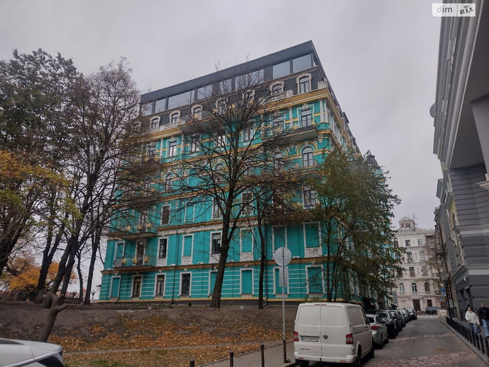 Аренда офисного помещения в Киеве, Владимирская улица, помещений - 6, этаж - 4 фото 1 Аренда офисного помещения в Киеве, Владимирская улица, помещений - 6, этаж - 4 фото 1