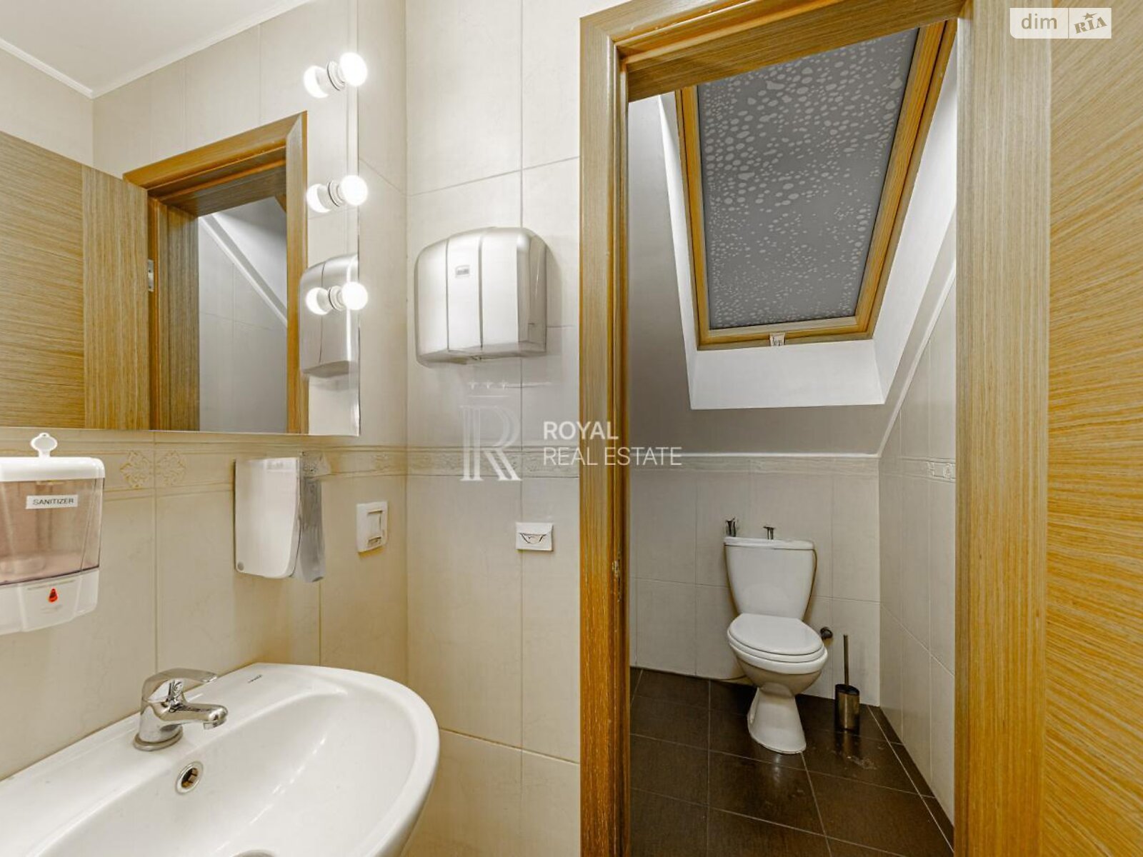 Аренда офисного помещения в Киеве, Вячеслава Липинского (Чапаева) улица 4Г, помещений - 9, этаж - 1 фото 1 Аренда офисного помещения в Киеве, Вячеслава Липинского (Чапаева) улица 4Г, помещений - 9, этаж - 1 фото 1