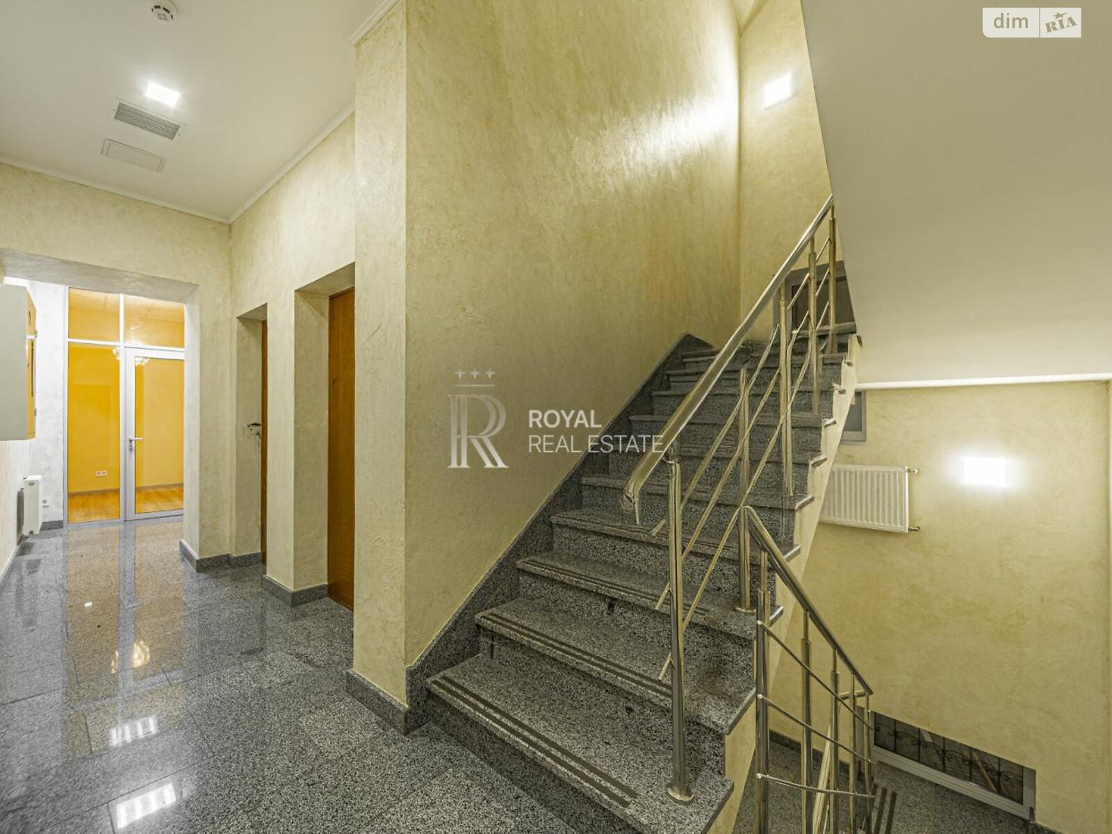 Оренда офісного приміщення в Києві, В’ячеслава Липинського (Чапаєва) вулиця 6Г, приміщень - 9, поверх - 1 фото 1 Оренда офісного приміщення в Києві, В’ячеслава Липинського (Чапаєва) вулиця 6Г, приміщень - 9, поверх - 1 фото 1