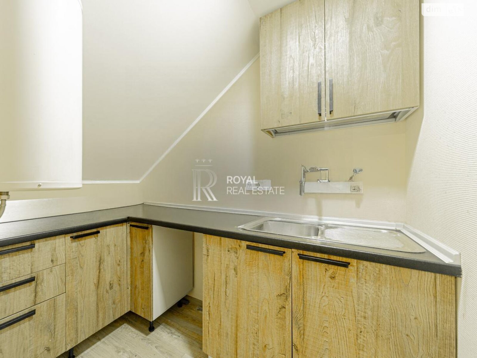 Оренда офісного приміщення в Києві, В’ячеслава Липинського (Чапаєва) вулиця 6Г, приміщень - 9, поверх - 1 фото 1 Оренда офісного приміщення в Києві, В’ячеслава Липинського (Чапаєва) вулиця 6Г, приміщень - 9, поверх - 1 фото 1