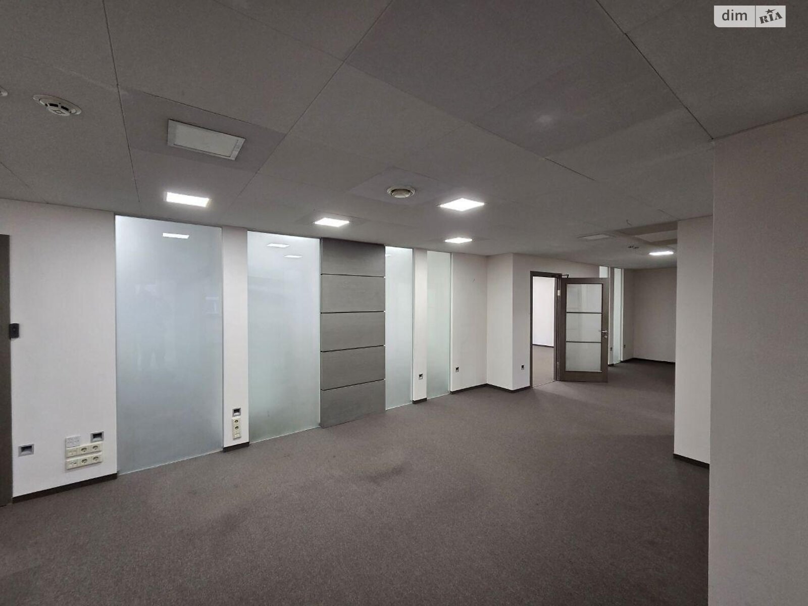 Аренда офисного помещения в Киеве, Ярославов Вал улица 23А, помещений - 7, этаж - 2 фото 1