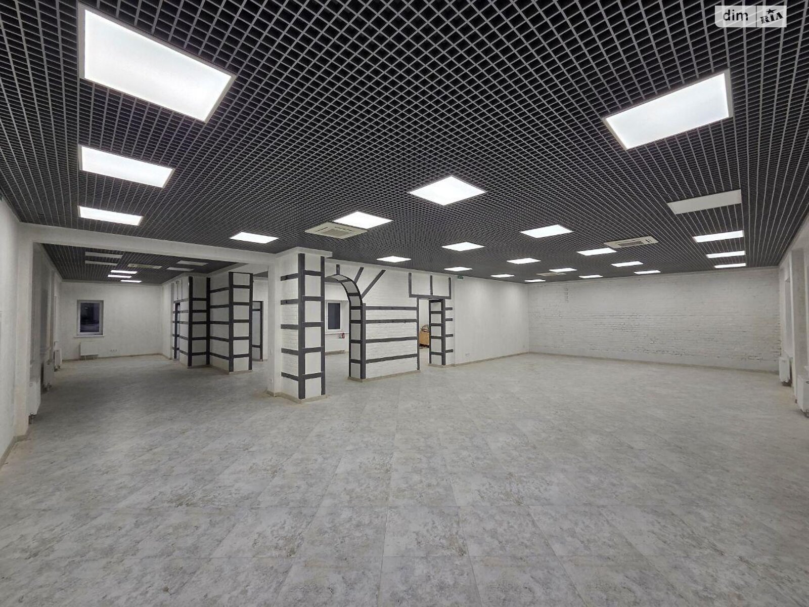 Аренда офисного помещения в Киеве, Ивана Франко Бортничи 26, помещений - 6, этаж - 1 фото 1