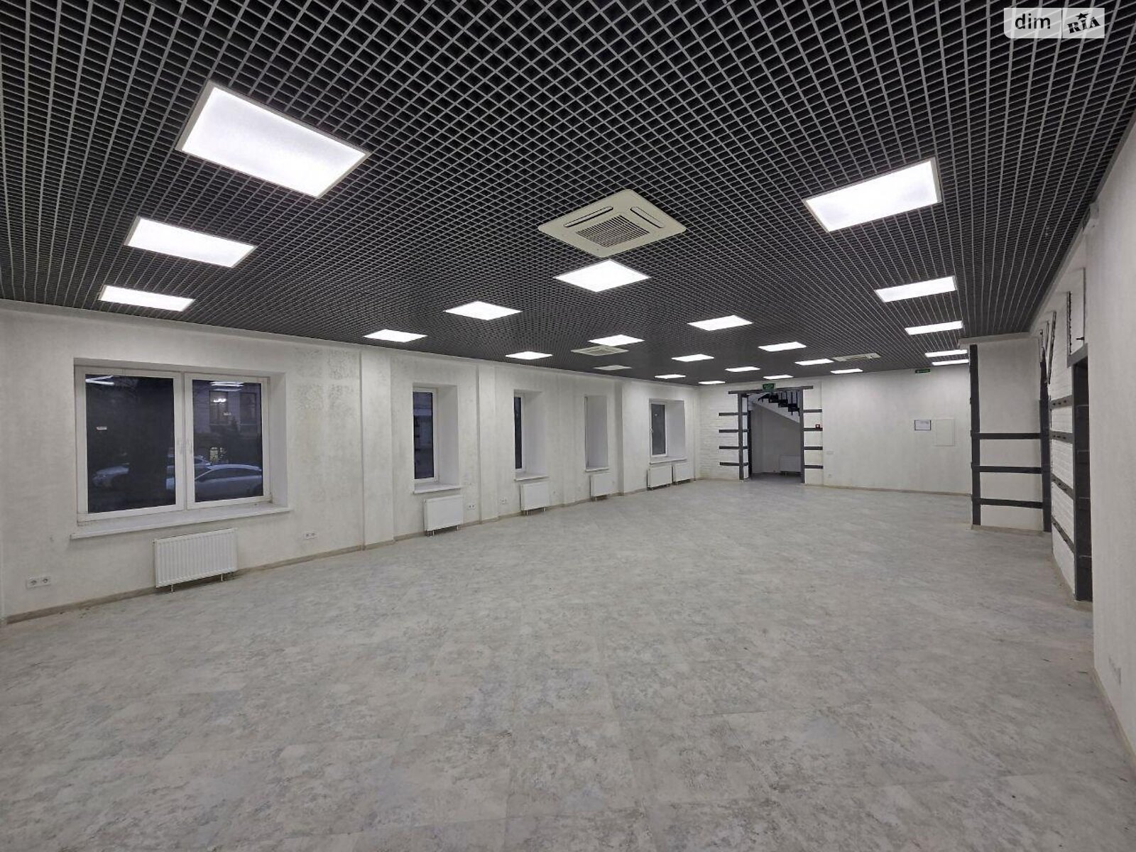 Аренда офисного помещения в Киеве, Ивана Франко Бортничи 26, помещений - 6, этаж - 1 фото 1