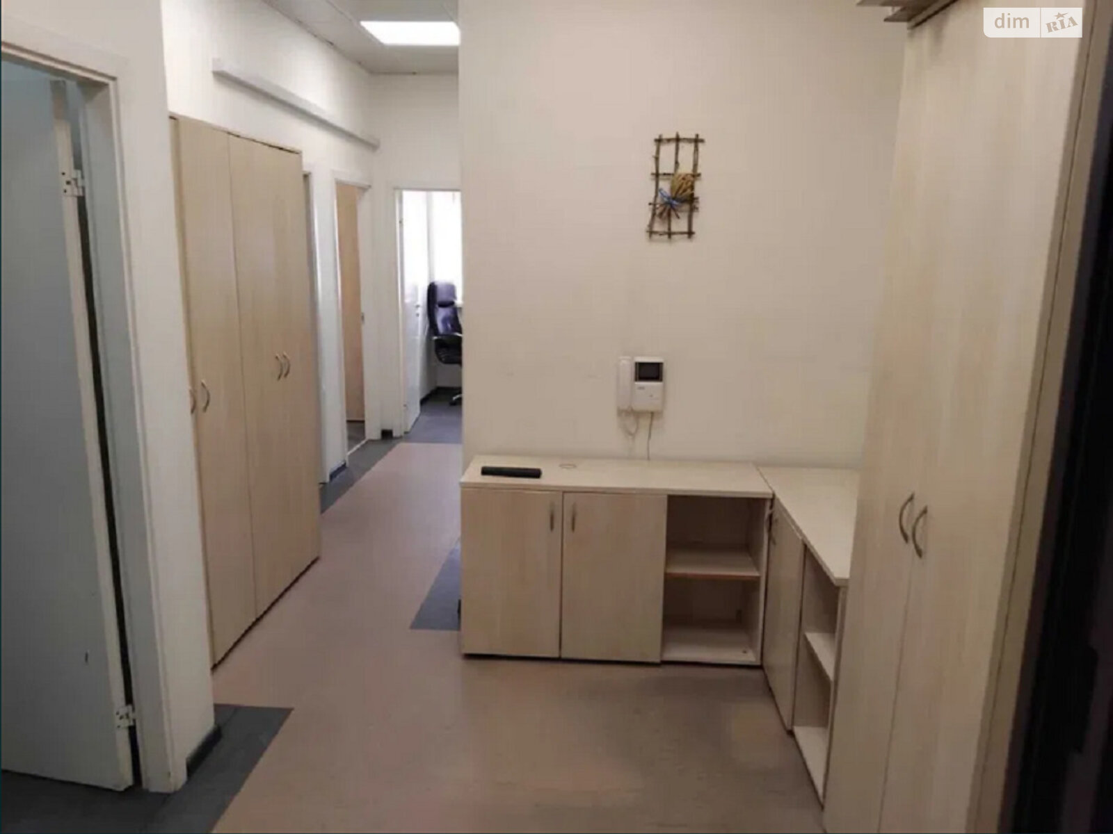 Аренда офисного помещения в Киеве, Светлицкого улица 35, помещений - 1, этаж - 5 фото 1 Аренда офисного помещения в Киеве, Светлицкого улица 35, помещений - 1, этаж - 5 фото 1